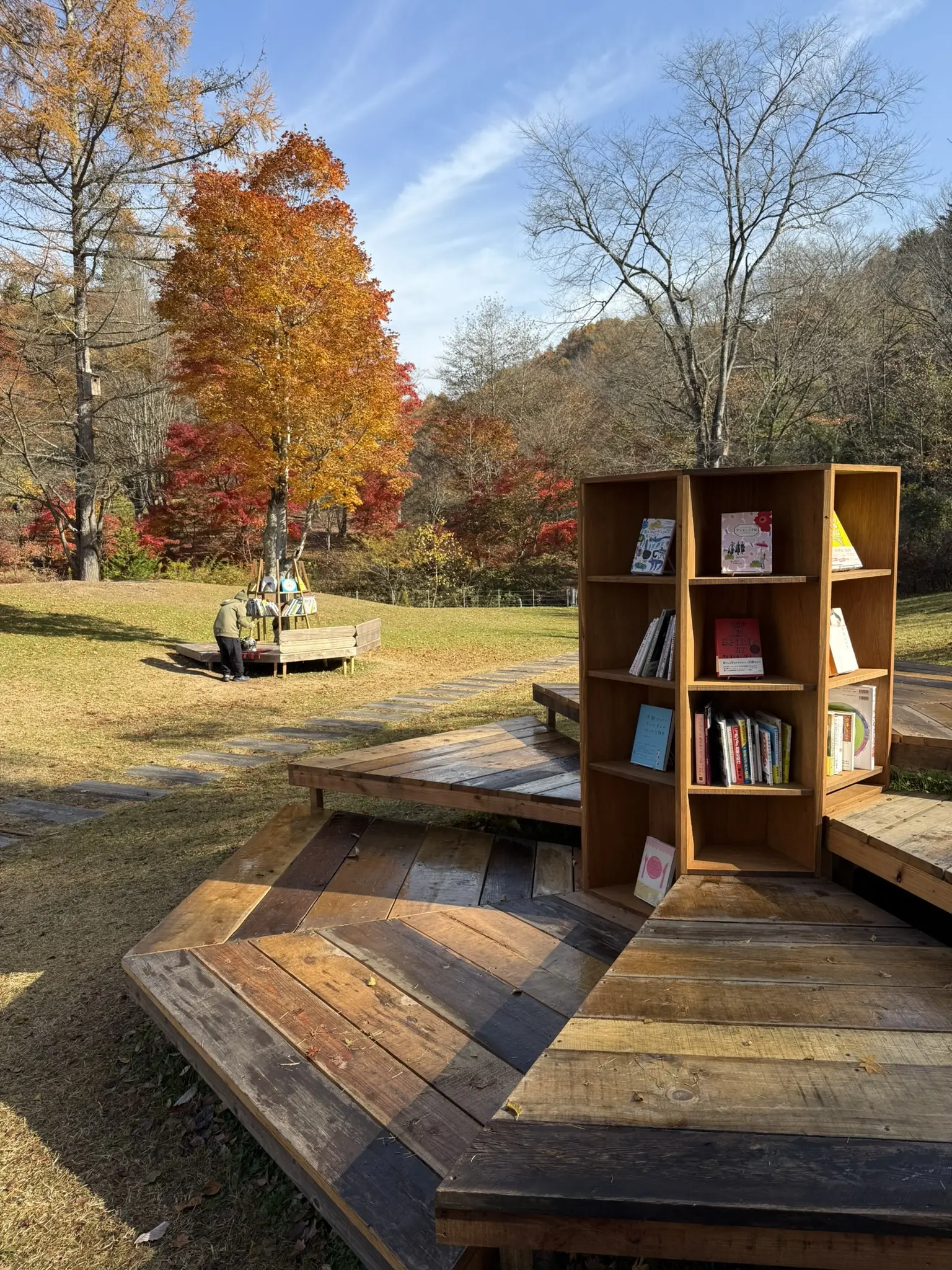 紅葉　軽井沢星野エリア　絵本