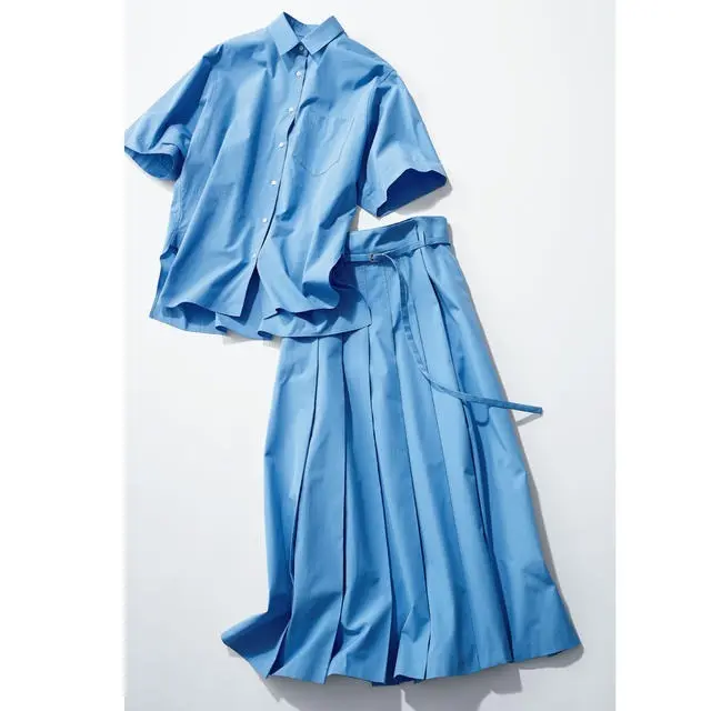 真夏のおしゃれが華やぐ「50代の着映えスカート」 | Web eclat | 50代