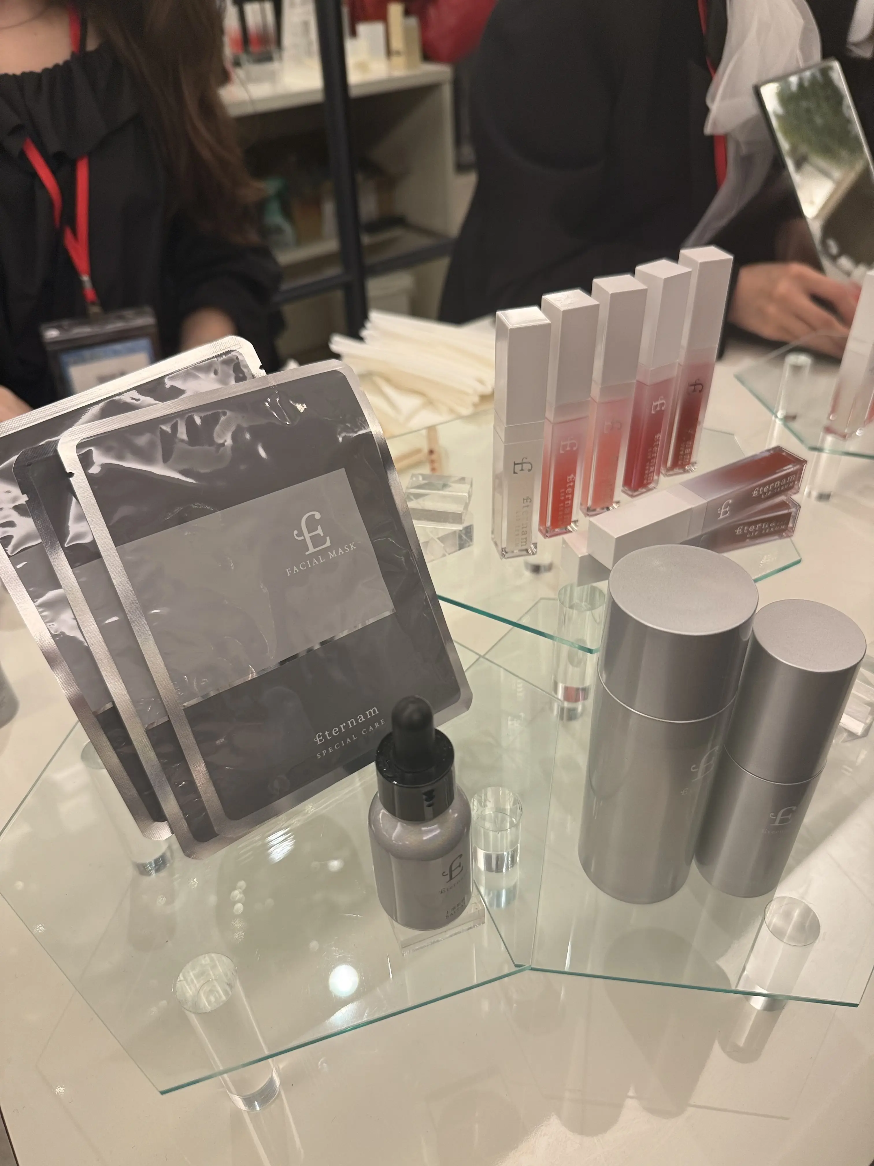 ブラックコーデで、【ソワレ・ドゥ・エクラ】へ_1_14