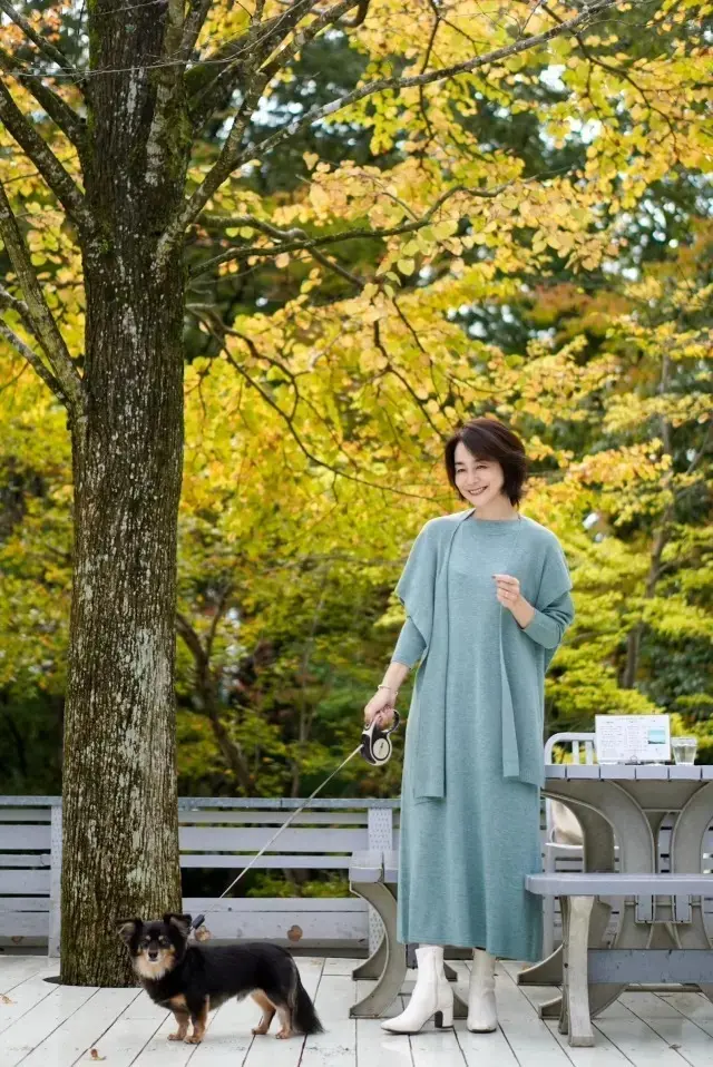 【50代「ユニクロ・GU」秋冬コーデ】インナーやダウンなど、季節の移り変わりを助けてくれるアイテムが人気！_1_16