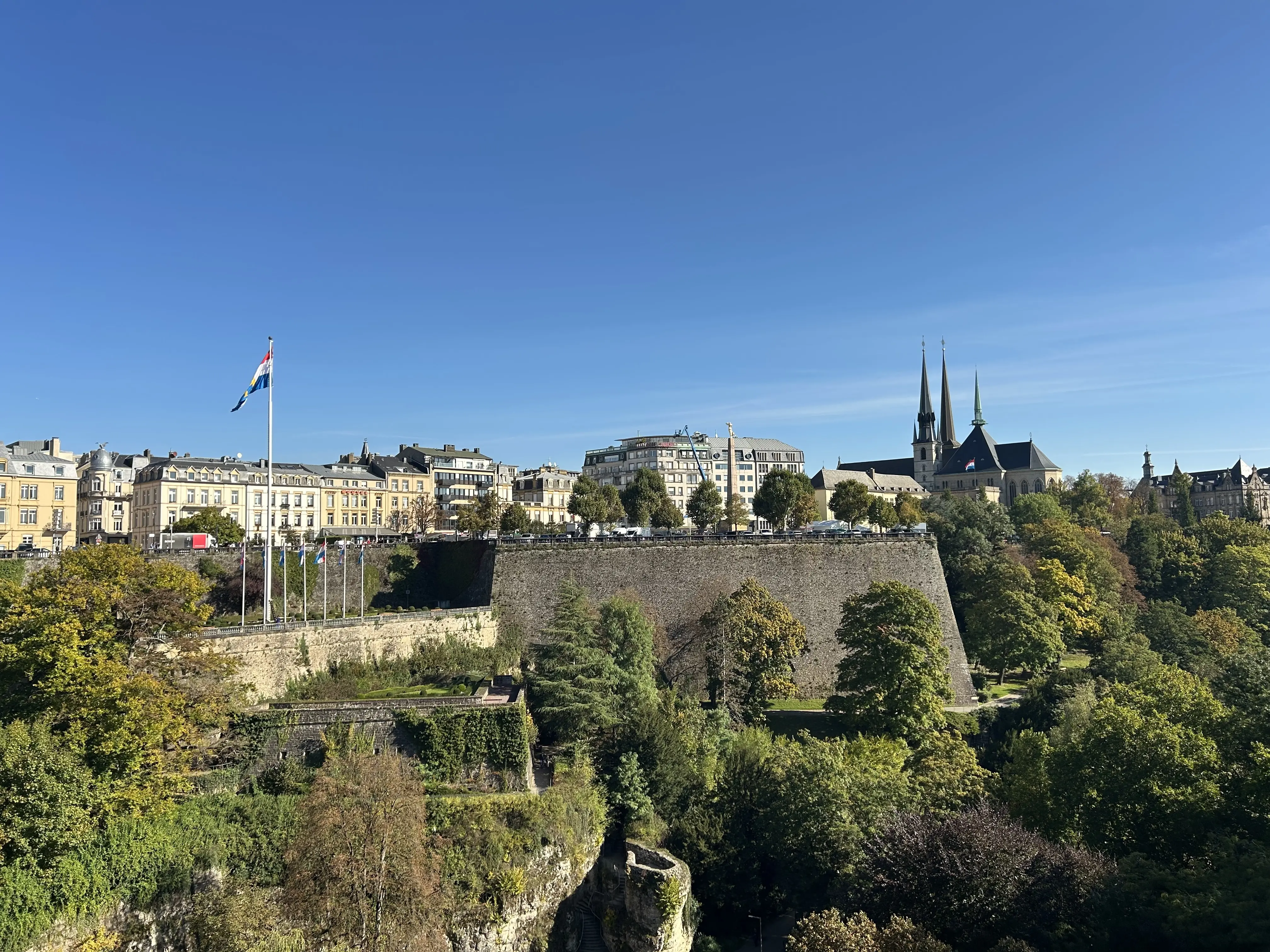 ルクセンブルク　（Groussherzogtum Lëtzebuerg）