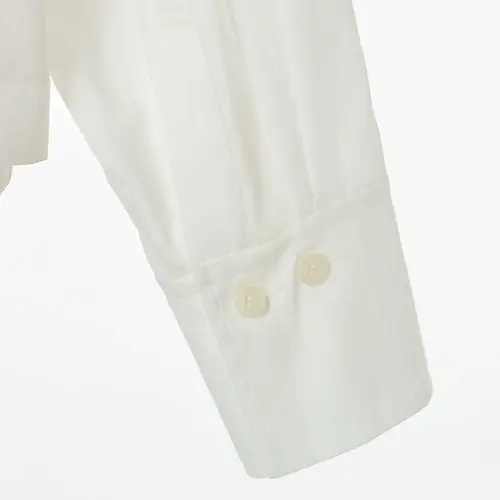 スタイリスト森慶子さんセレクション「L’UNE」の3WAYオーガンジーシャツ、フレアデニムスカートで大人の上質スタイル_1_4
