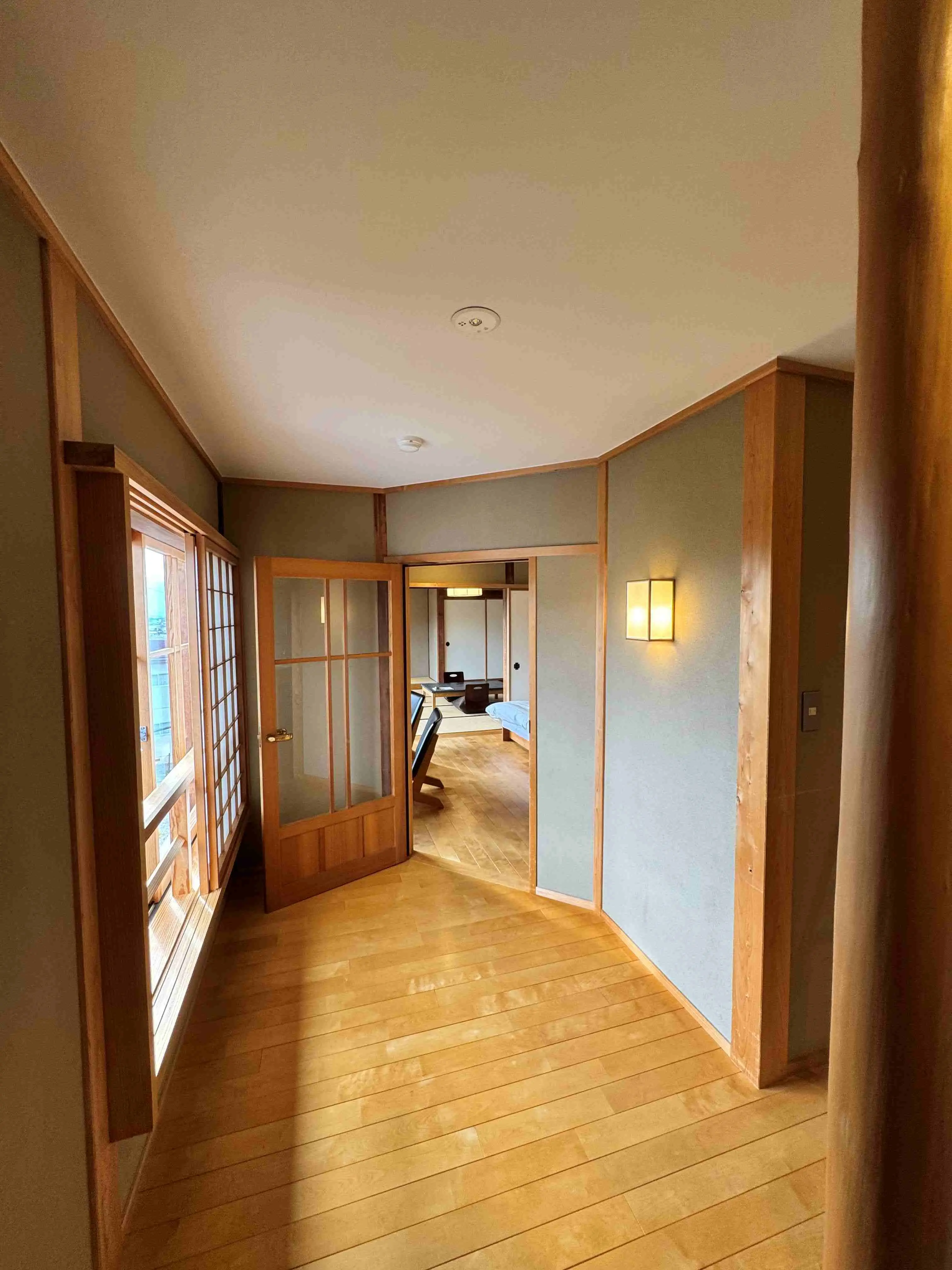 金宇館