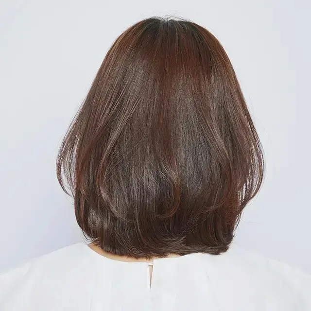 華やかで女らしい「ふんわりボブ」