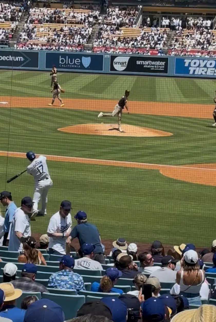 ドジャースタジアム ダルビッシュvs大谷