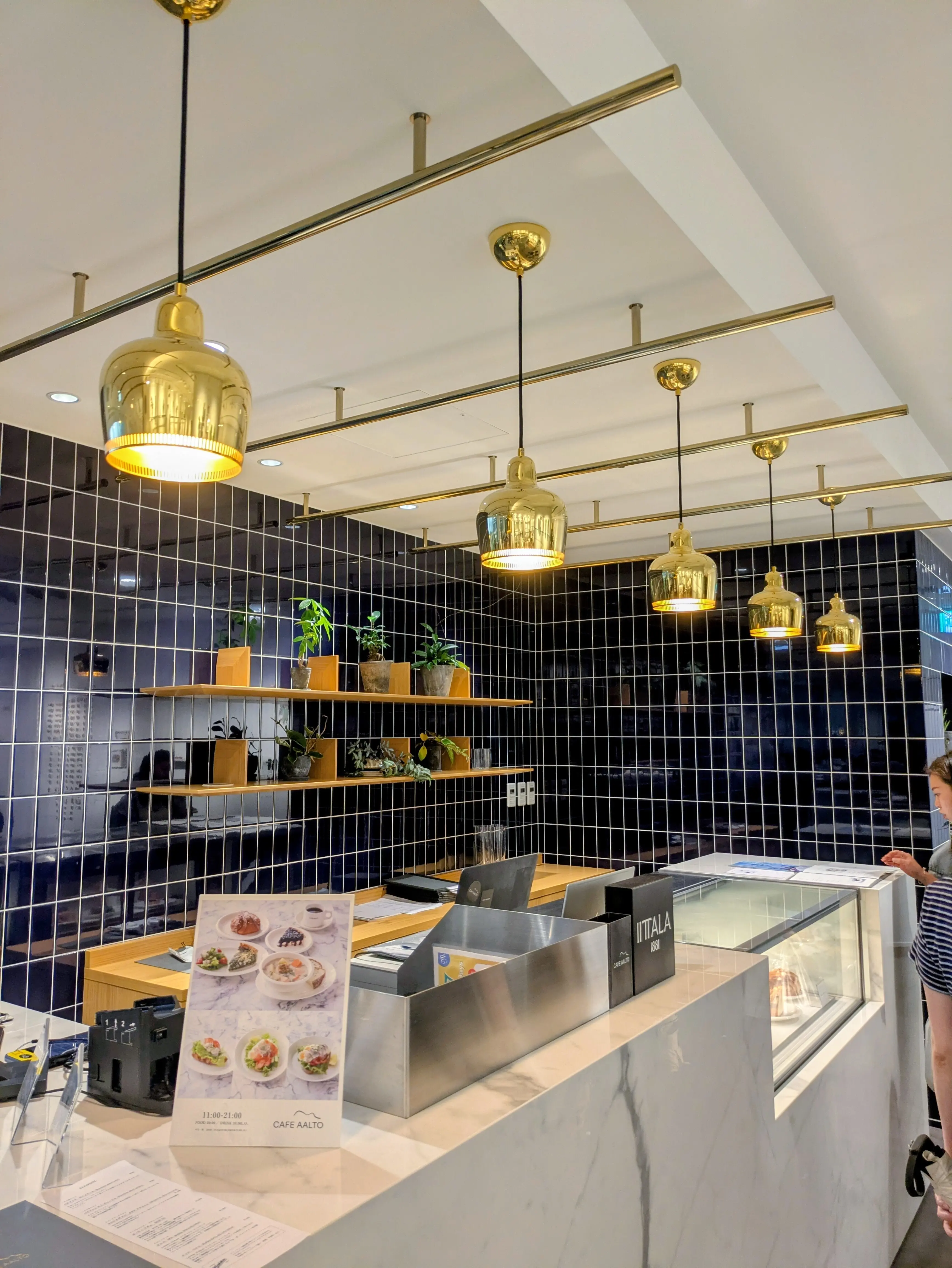 私を満たすフィンランド時間。東京初上陸の【CAFE  AALTO】で伝統的なフィンランド料理と北欧デザインを愉しむ休日_1_3