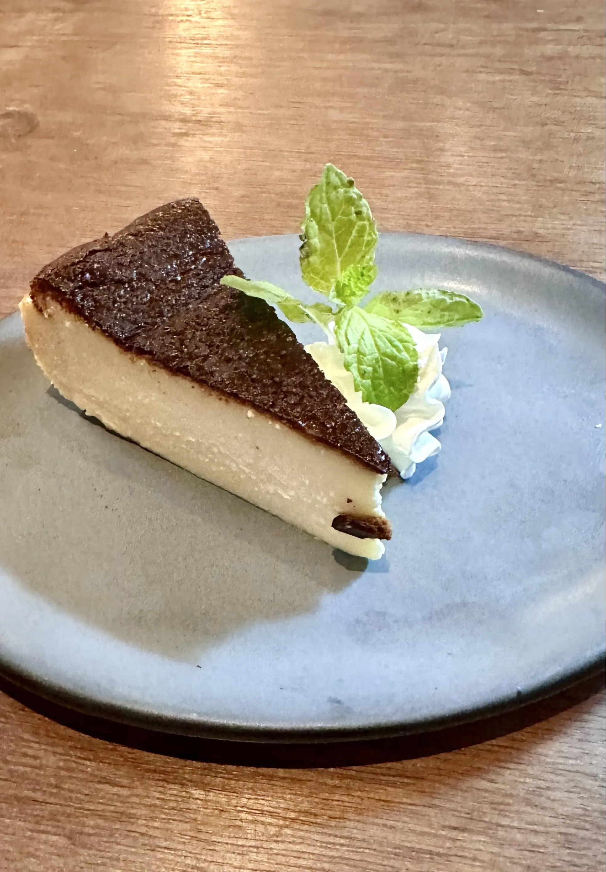 バスクチーズケーキ