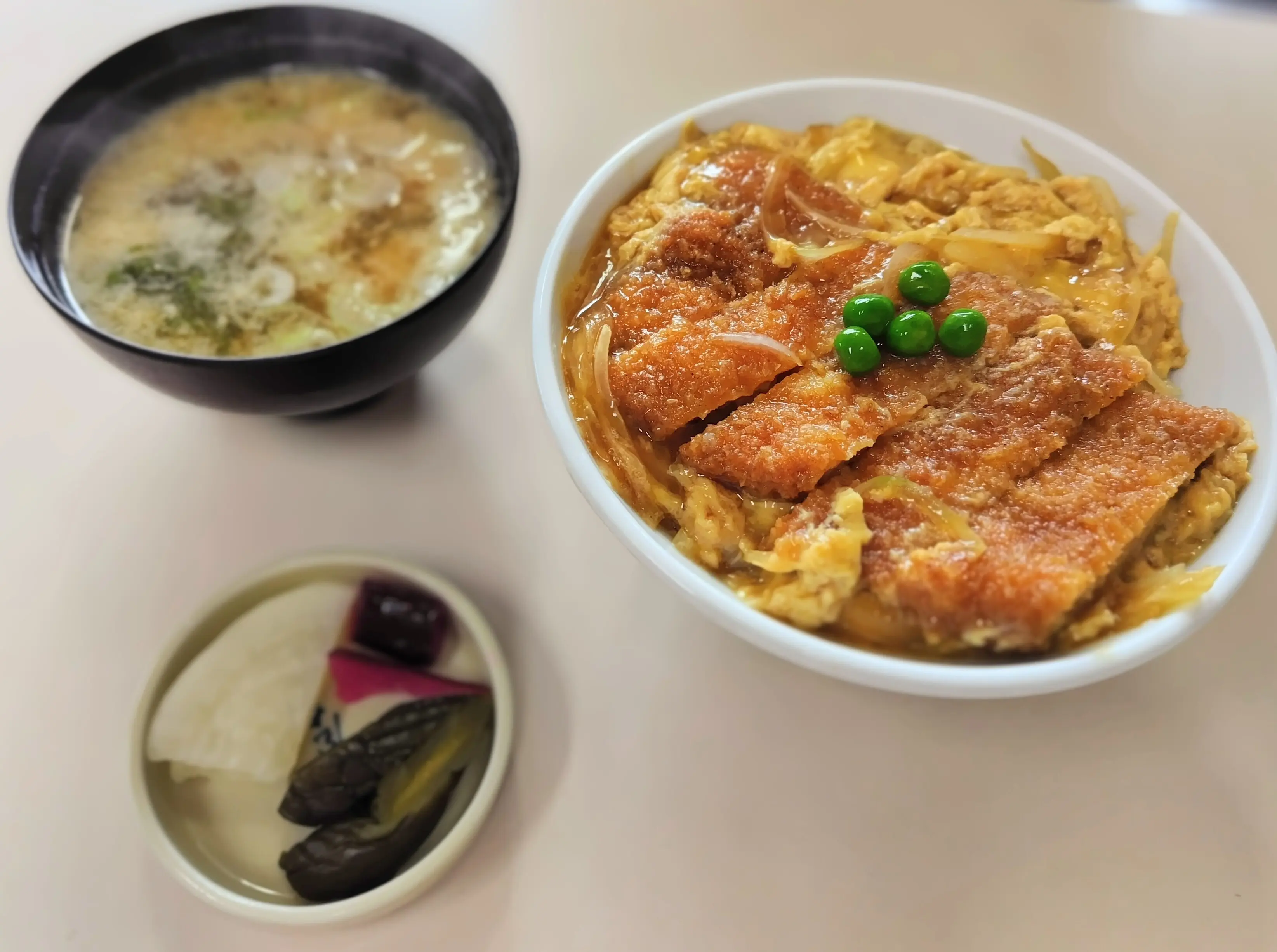 老舗蕎麦　橋本屋　カツ丼