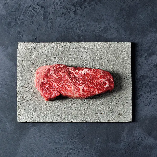 黒毛和牛熟成肉（ロース）ステーキ用 200g ￥4,000