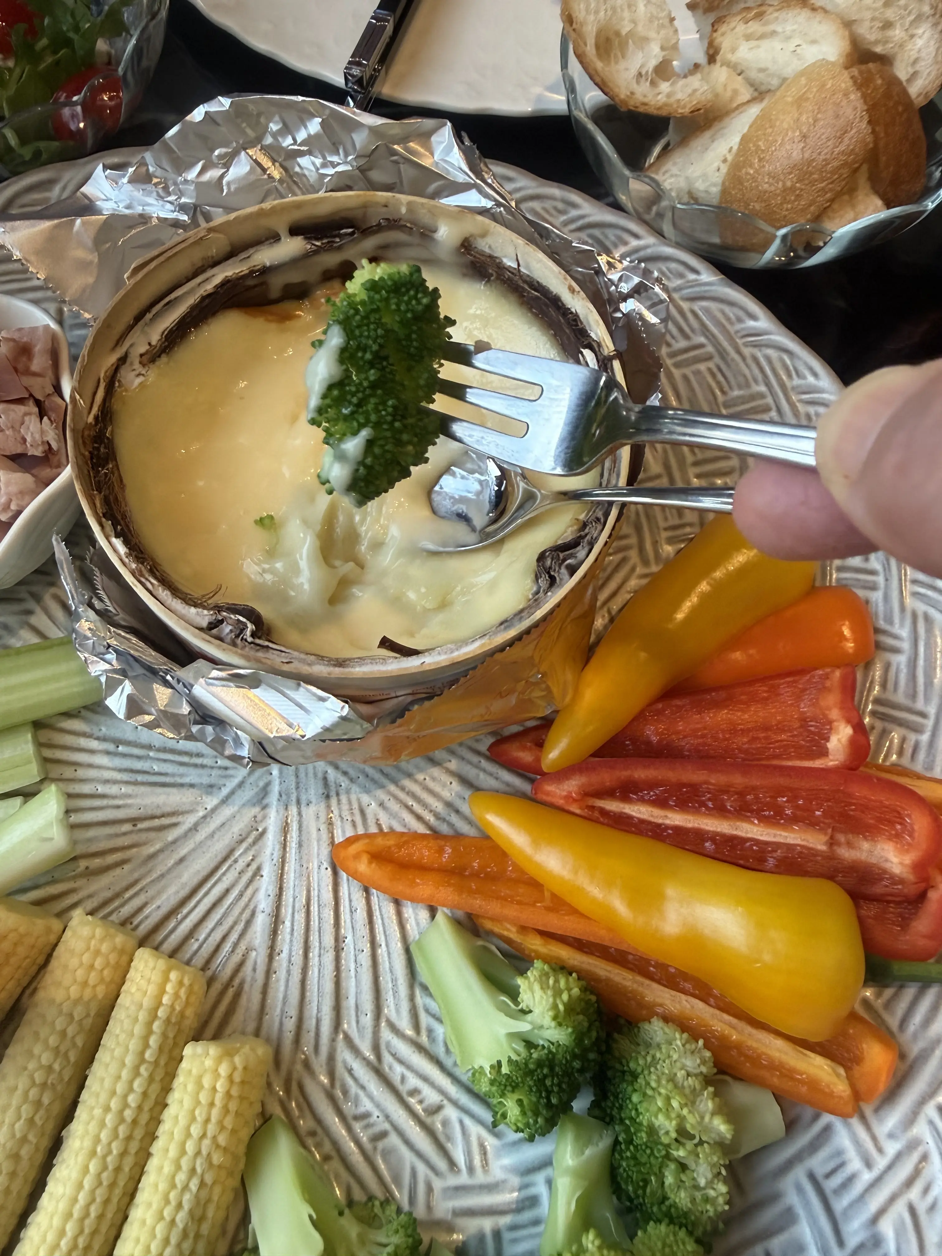 野菜をディップ