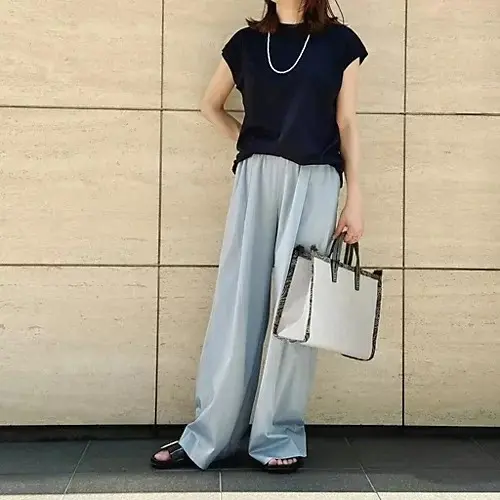 【50代 Tシャツ】気温28度、50代に似合うTシャツ10コーデ_1_12