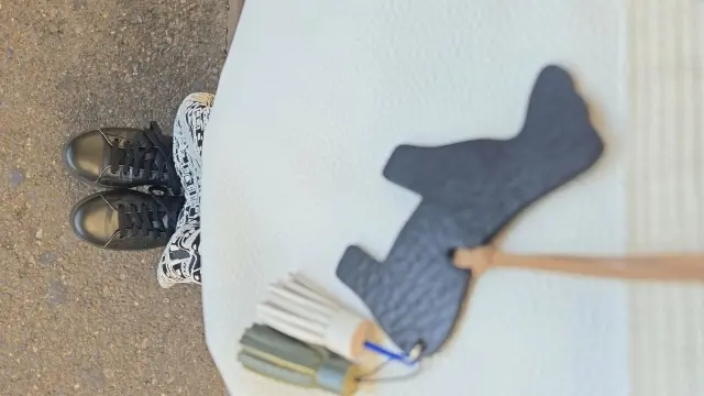  午年に選びたい馬具柄スカーフと乗馬風ブーツ_1_7