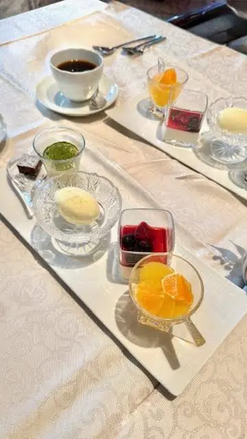 季節のグラスデザート