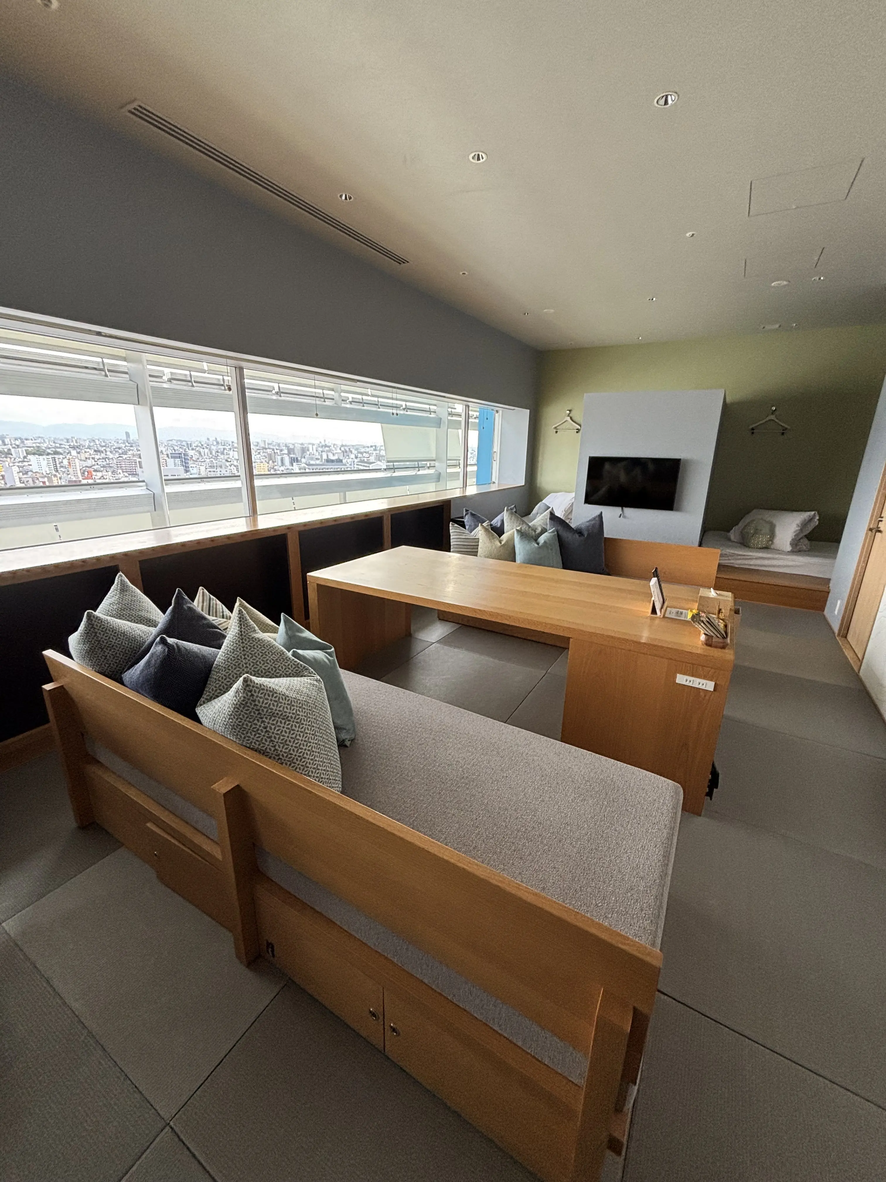 OMO7  大阪　星野リゾート ホカンス エクラ いどばたスイート 