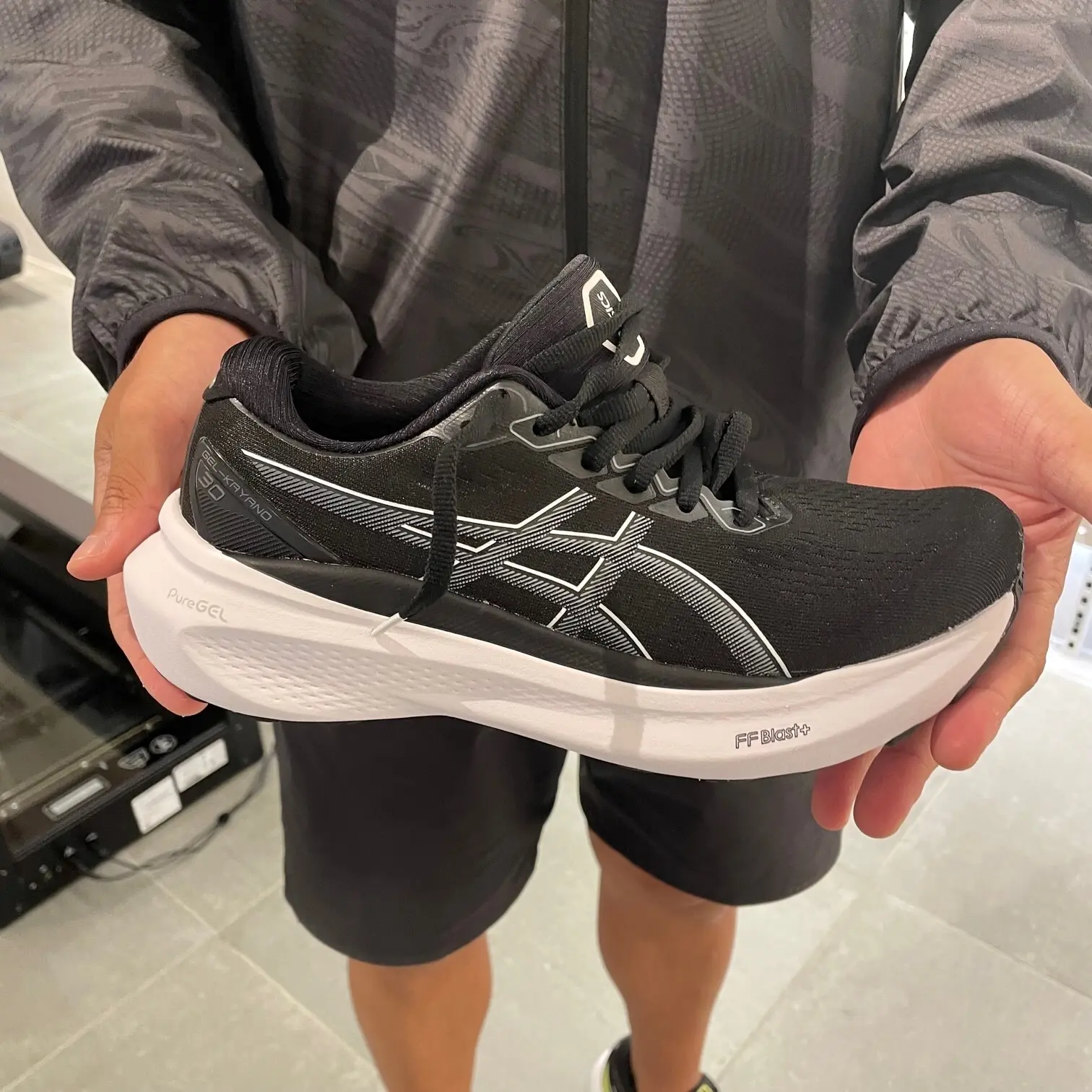 GEL-KAYANO30￥19,800