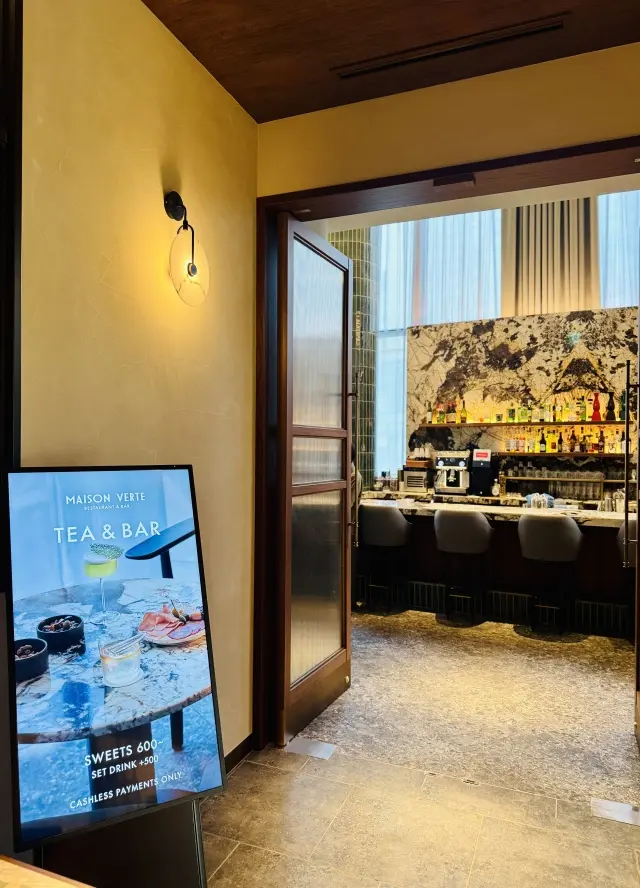 大阪ランチ‼️ホテル阪急グラレスパイア大阪でJマダム同期と再会✨_1_7