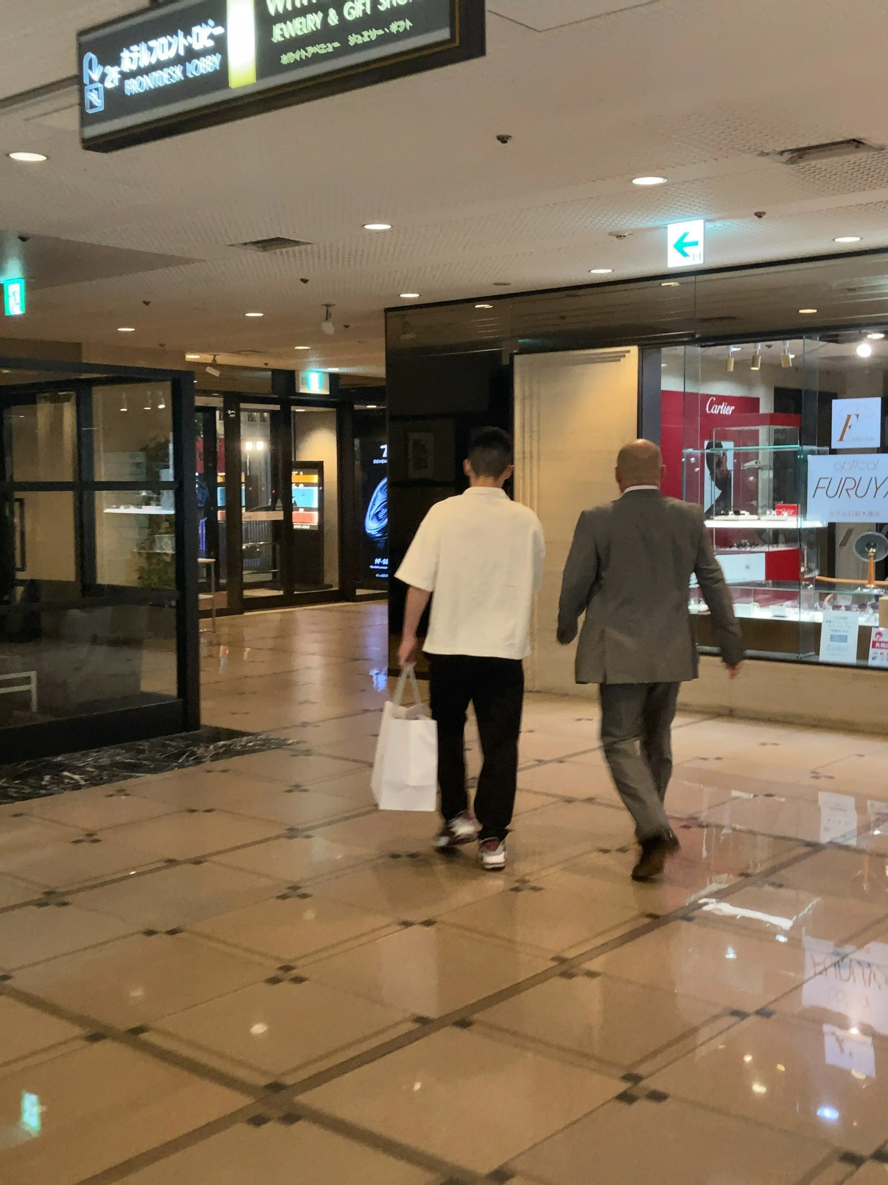 ホテルでお食事は【ZARA】のセットアップで！　　家族でお出かけコーデ編_1_4-3
