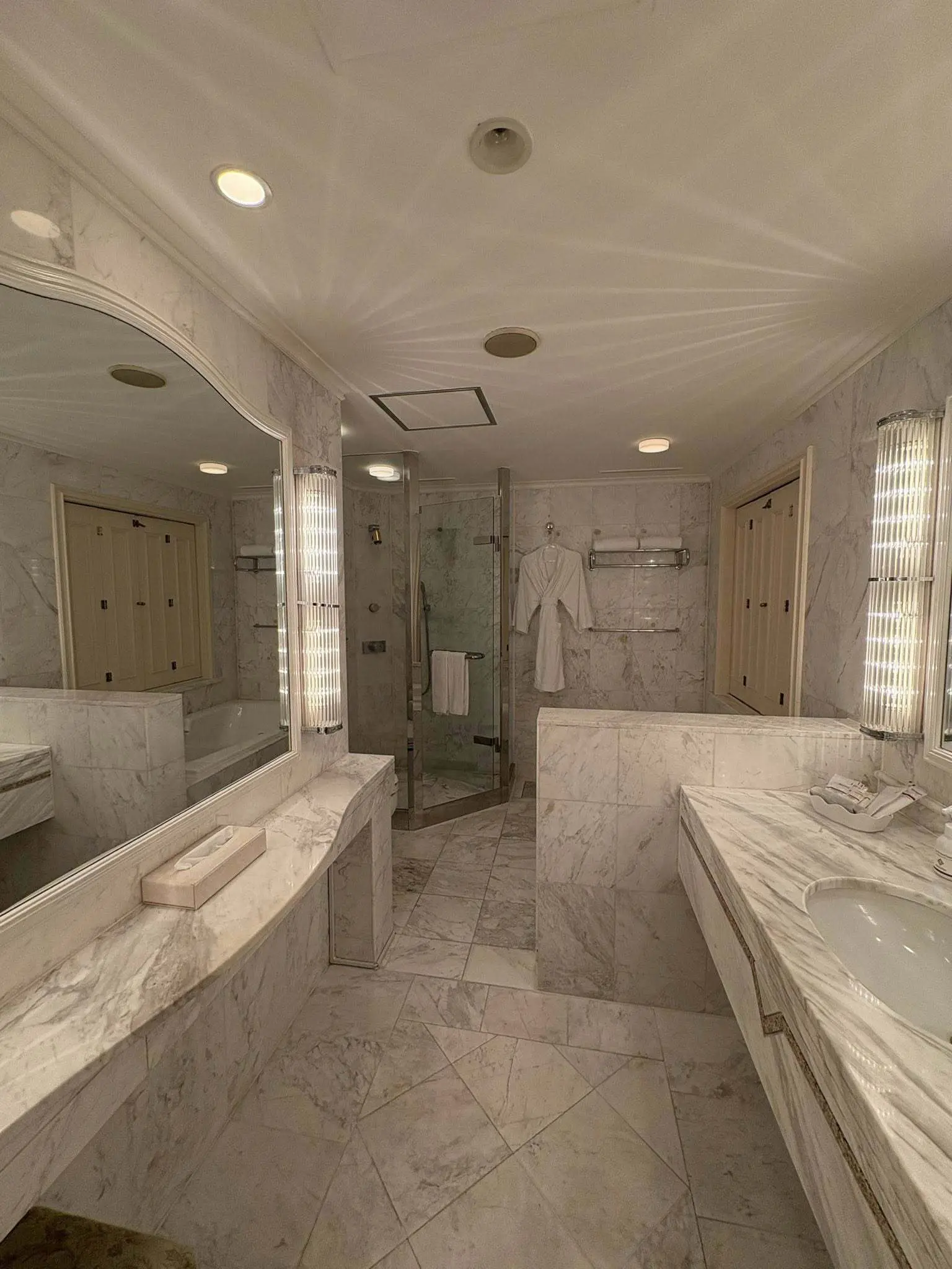 総大理石のお風呂