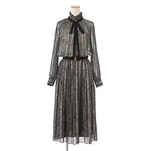 【50代 ファッション】 年末年始のイベントに活躍！「集う日」の最旬リッチな冬スタイル7選_1_1