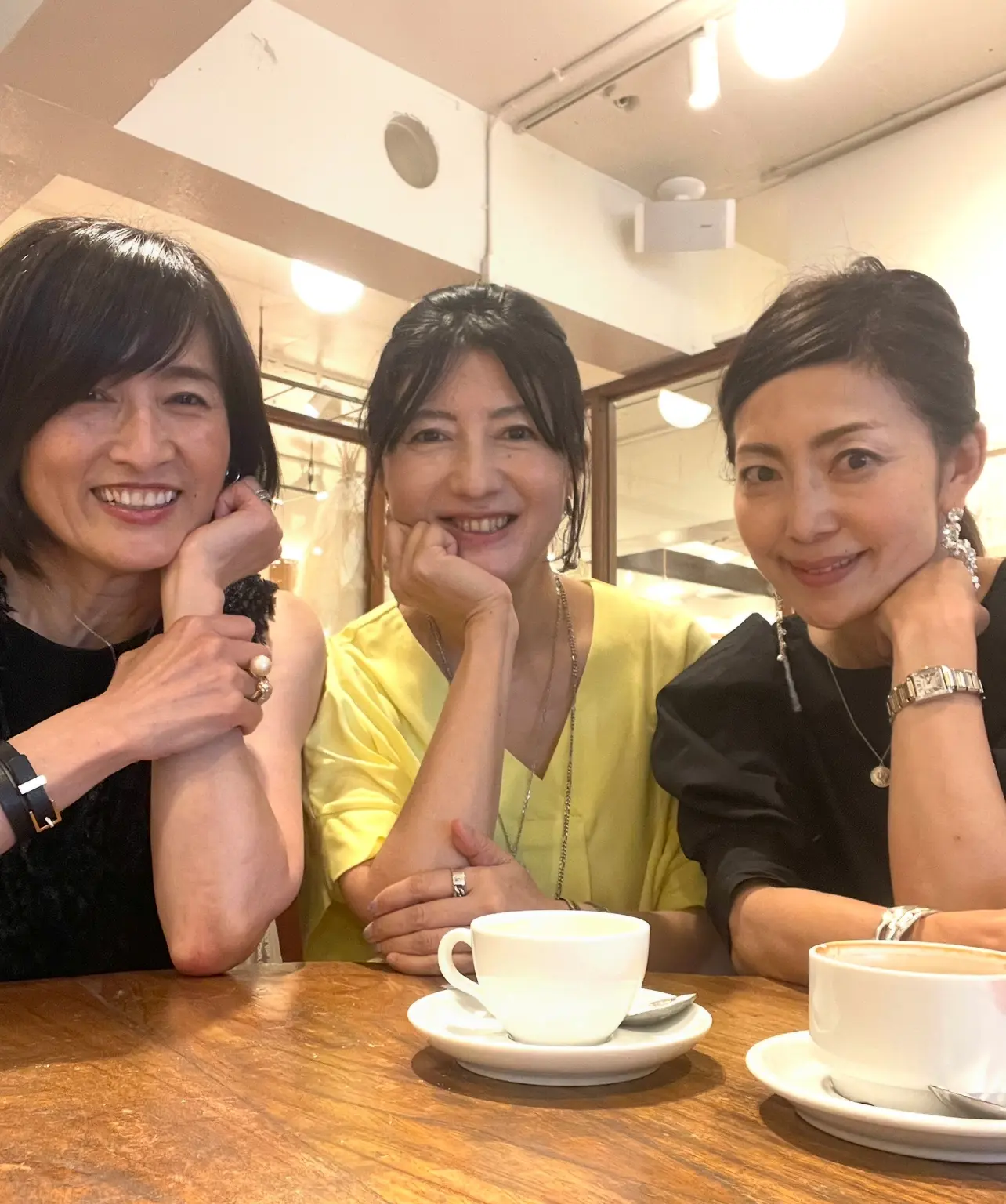 UNIQLOのホワイトデニムで華組同期ランチ会@表参道_1_7-2