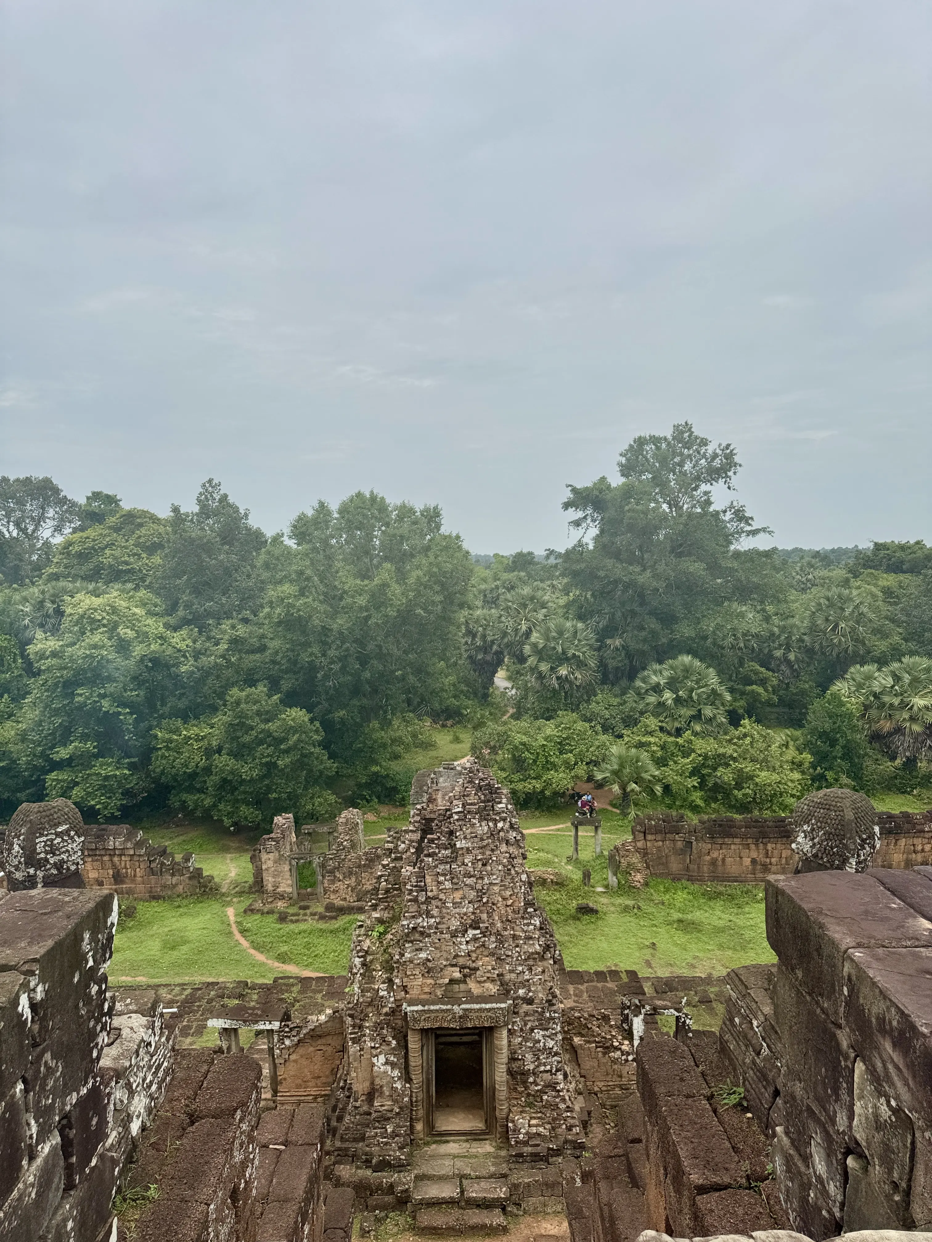 夏旅 to CAMBODIA🇰🇭 中編（大回りコースの遺跡巡り）_1_17