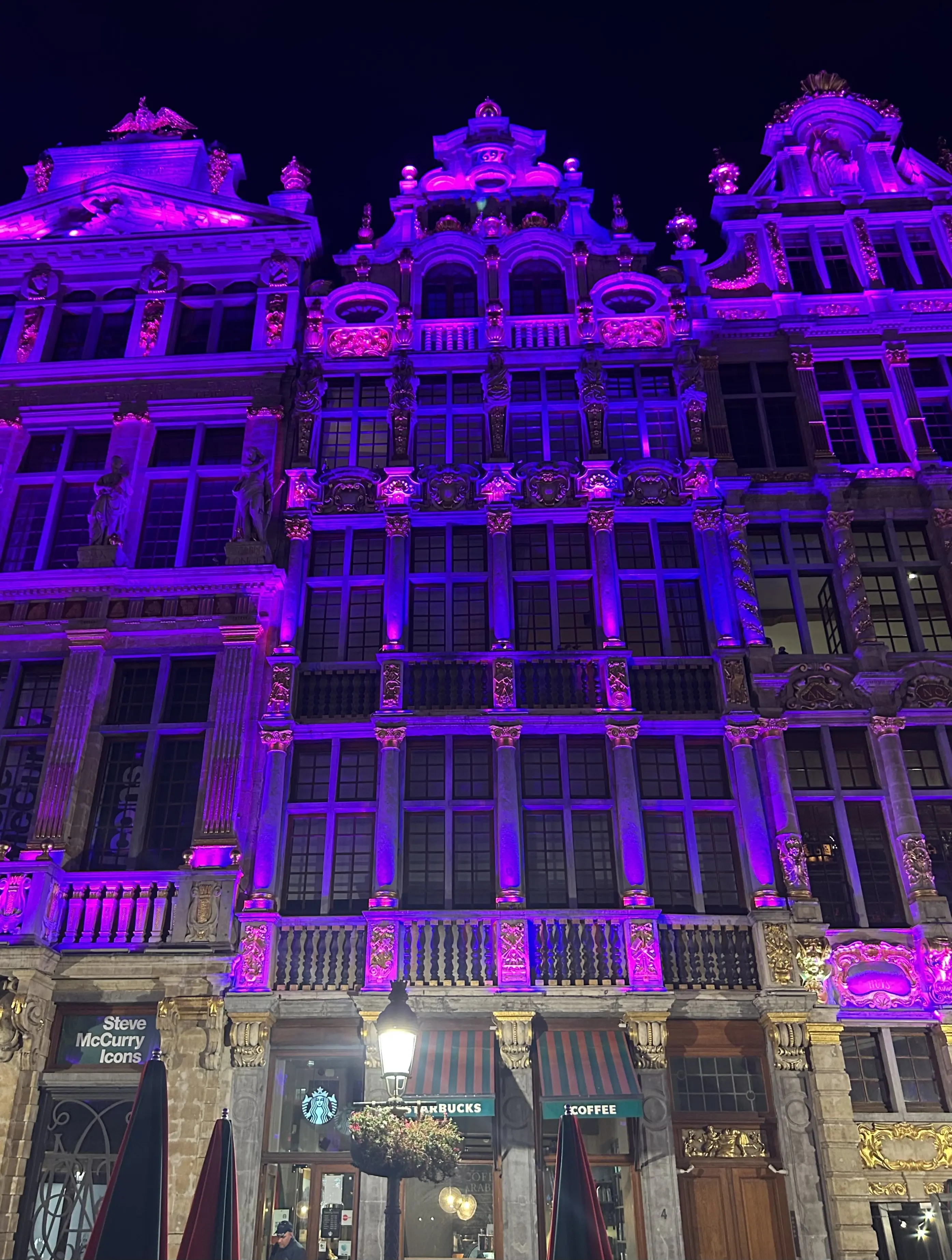 ベルギー　世界遺産　グランプラス　夜景