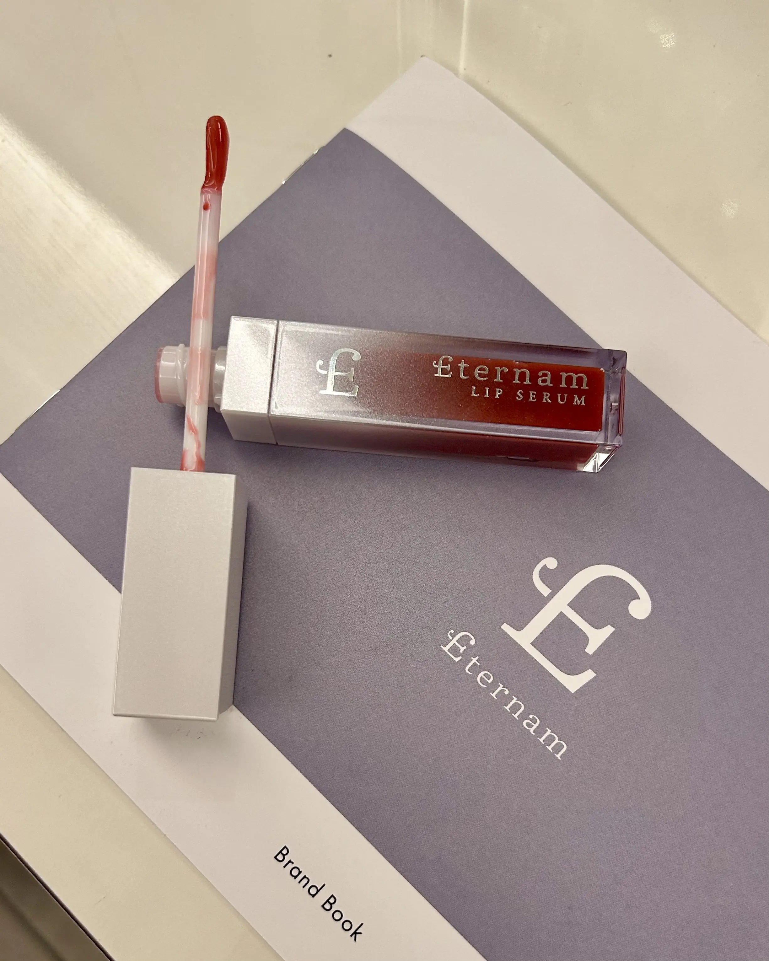 Eternam リップセラム