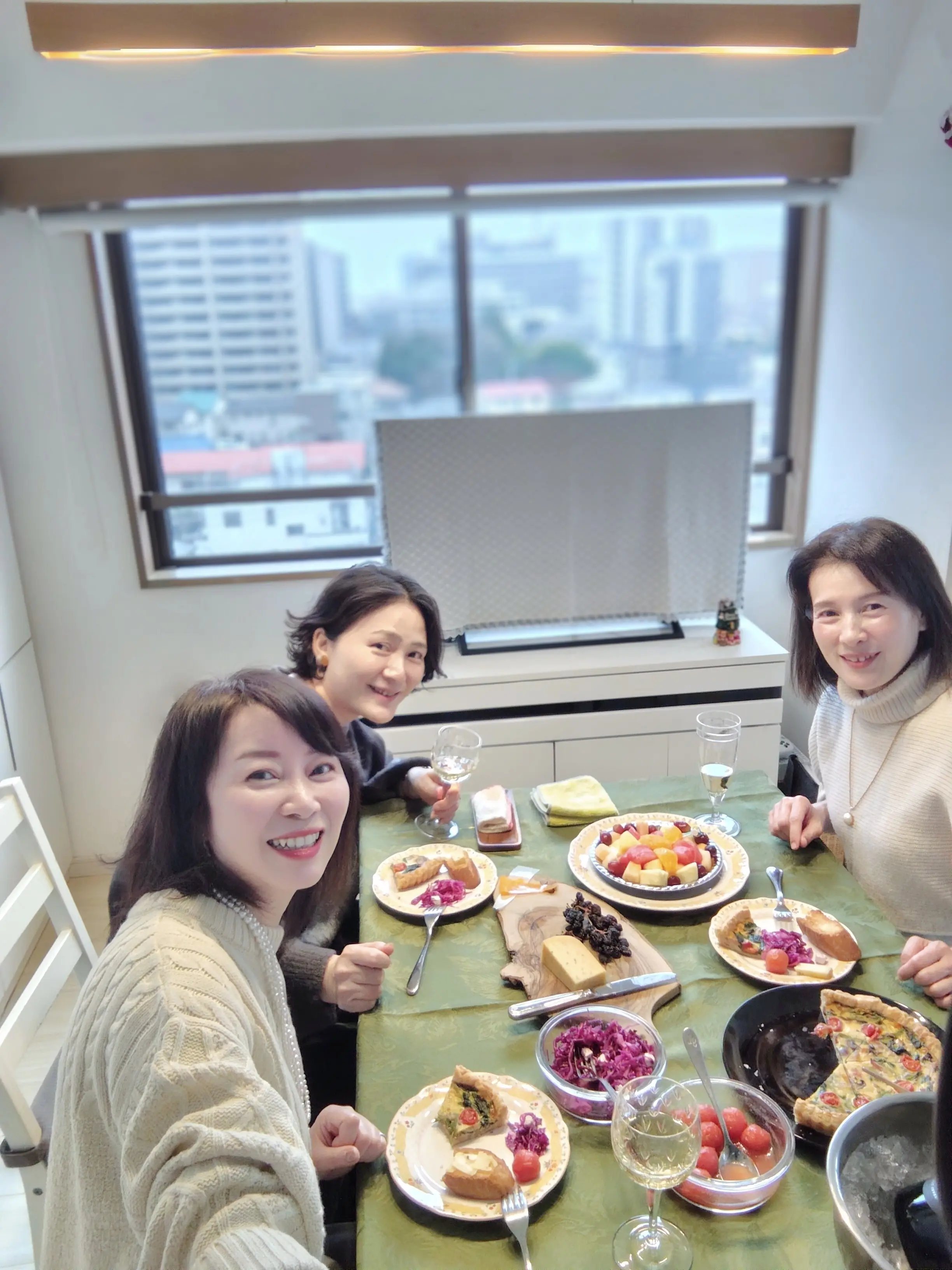 この冬お気に入りの帽子でローラン・ペリエ グラン・シエクルが主役のご近所ホムパへ_1_5