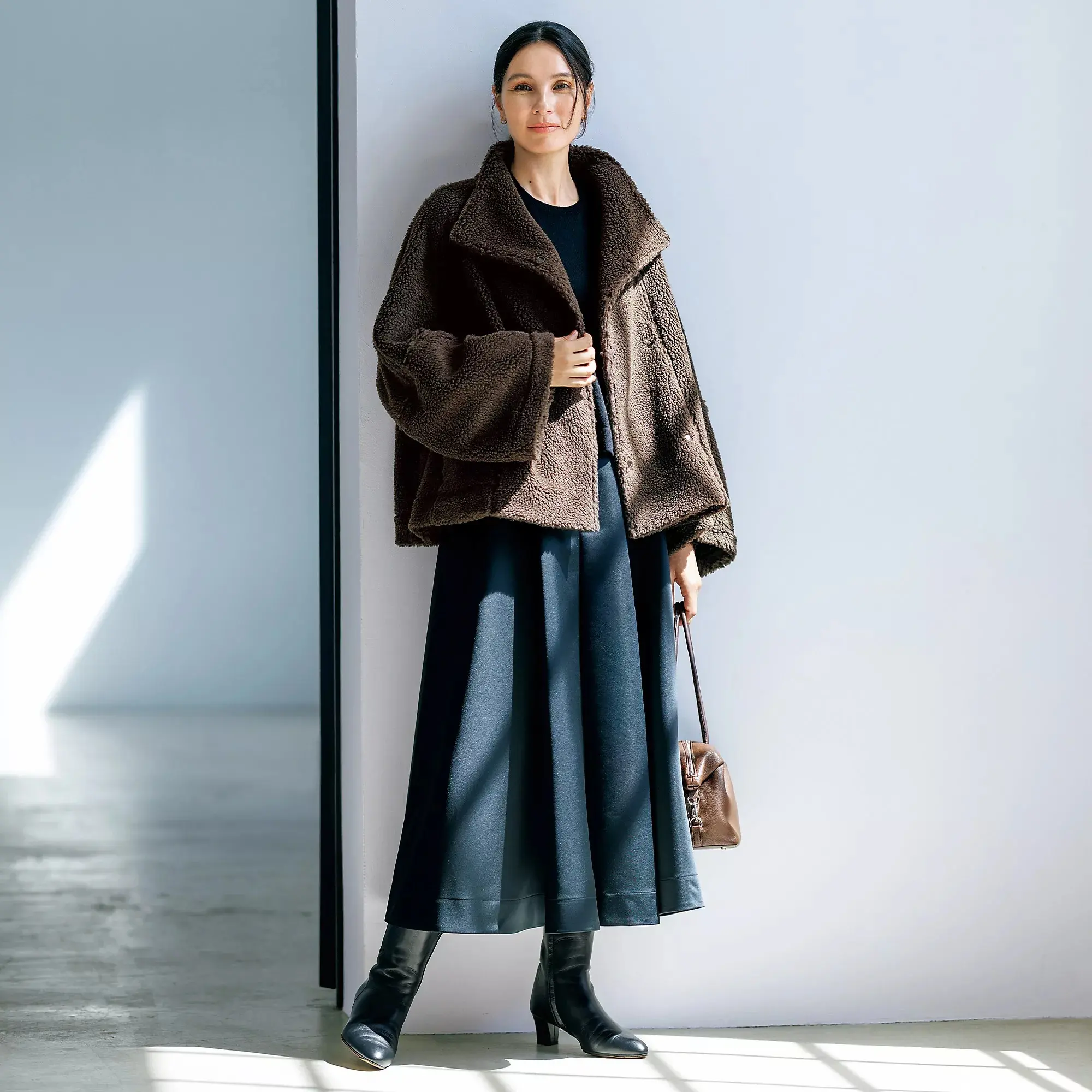 リュクスな存在感を生むふわふわのプードルファー