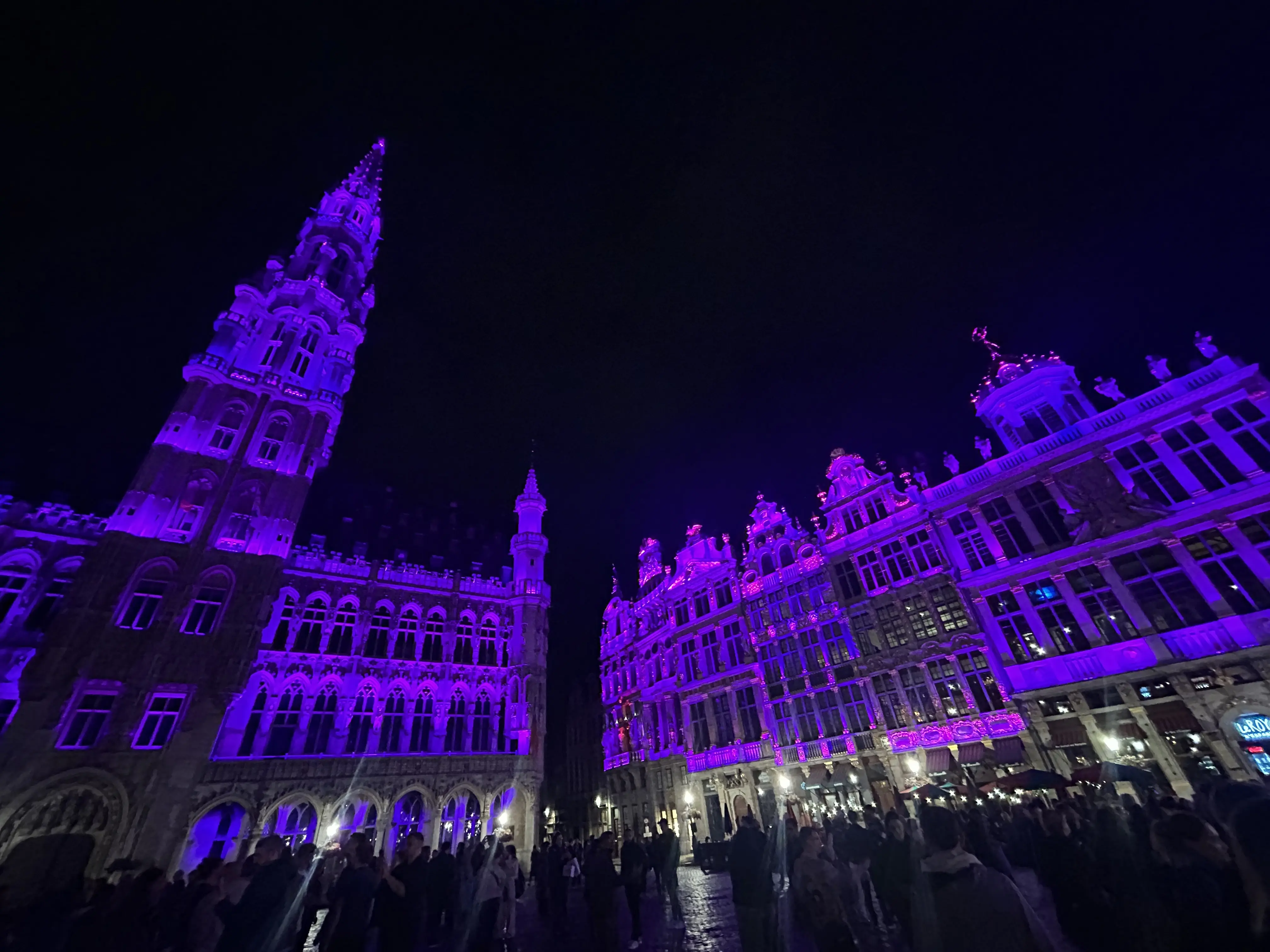 ベルギー　世界遺産　グランプラス　夜景