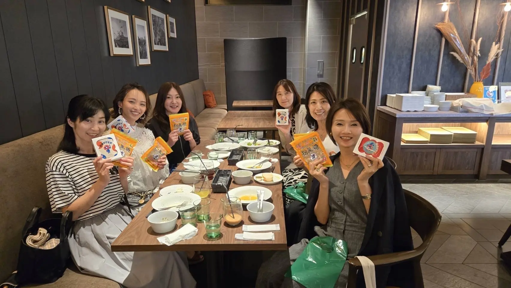 初めましての華組大岩三智子さんと関西Jマダムの皆さんとホテルランチ_1_4