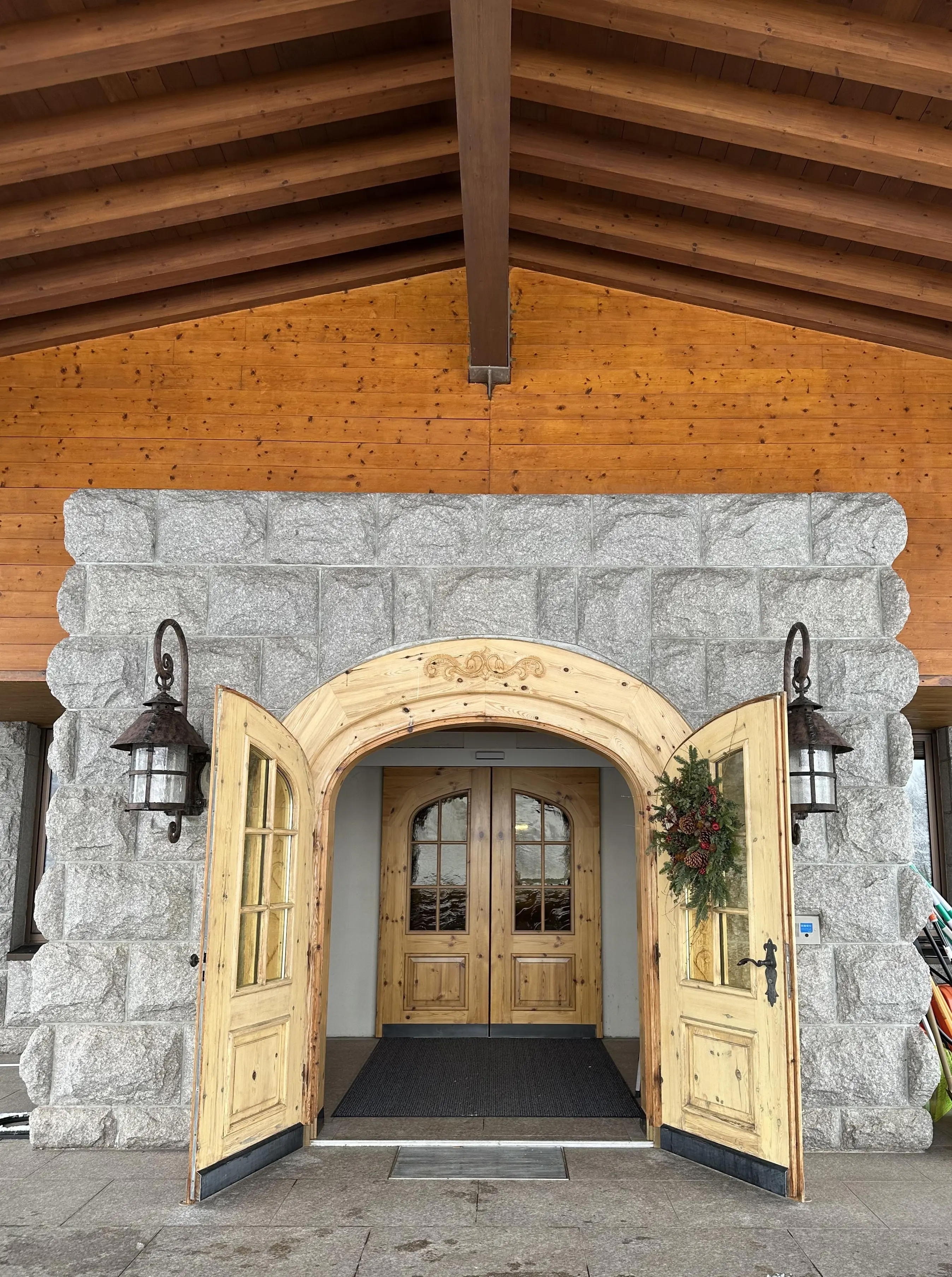 今季初滑りは毎年恒例の奥志賀高原で_1_2