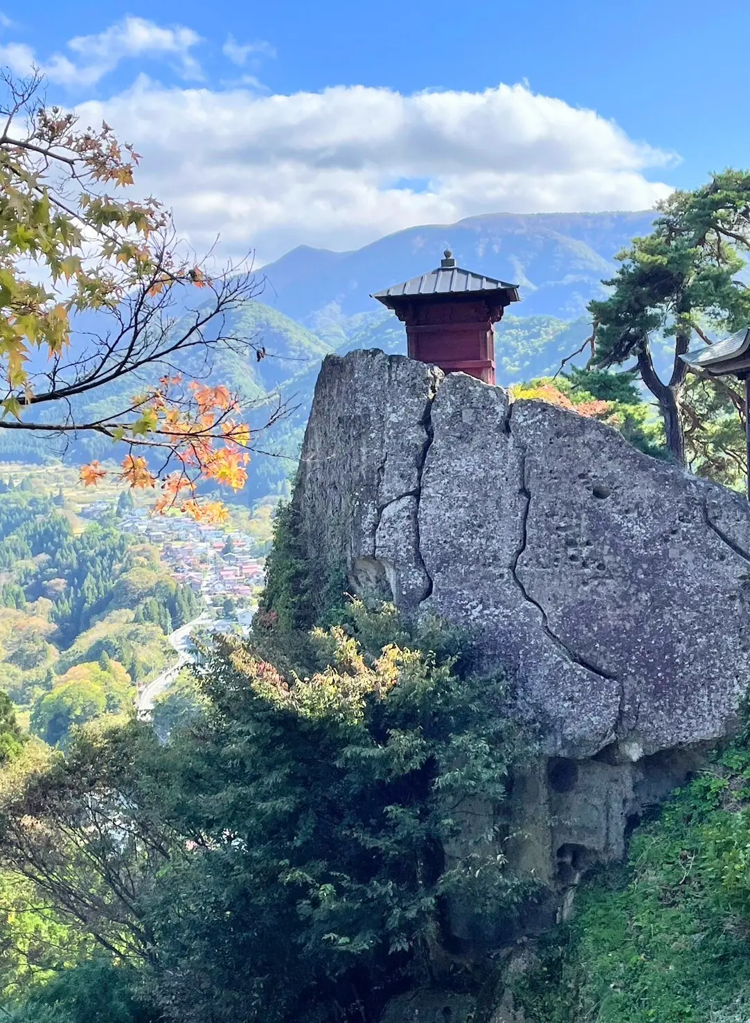 宝珠山立石寺　山寺　納経堂