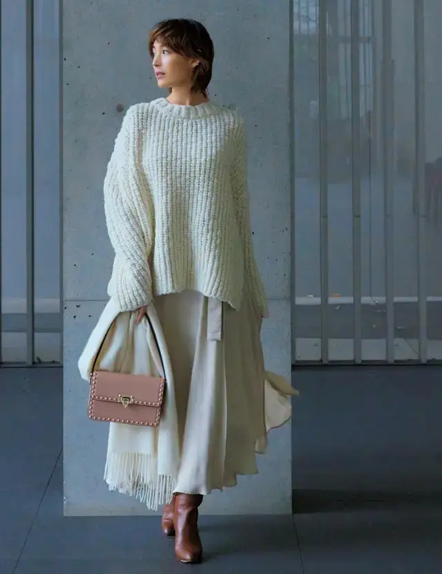 おしゃれが華やぐ！50代が上品に着映える「冬のスカート」 | Web eclat