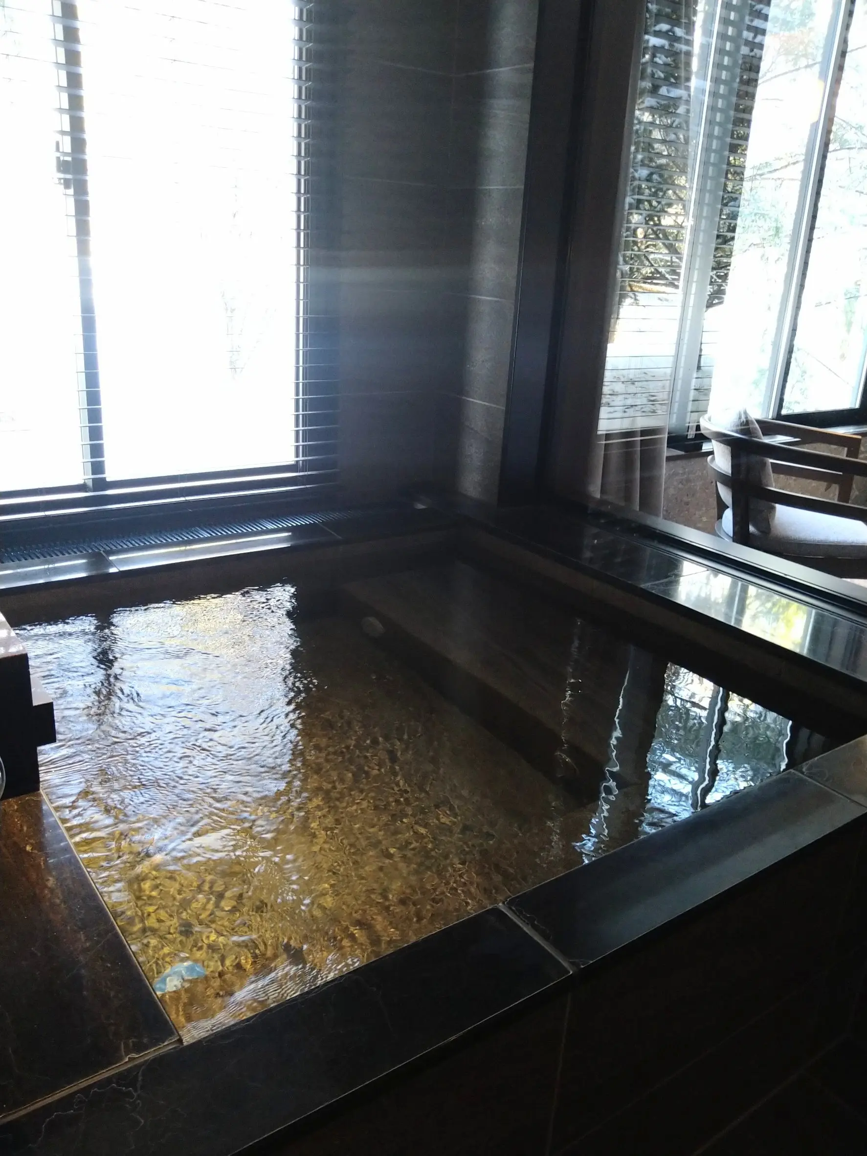 ふふ旧軽井沢　静養の森の浴室