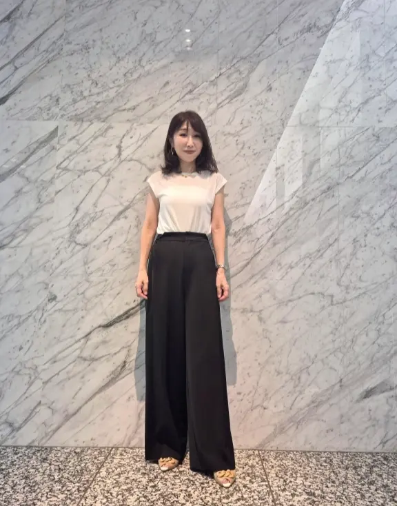 【E by e&#039;clat】名品の美脚パンツで娘のリサイタルへ_1_2