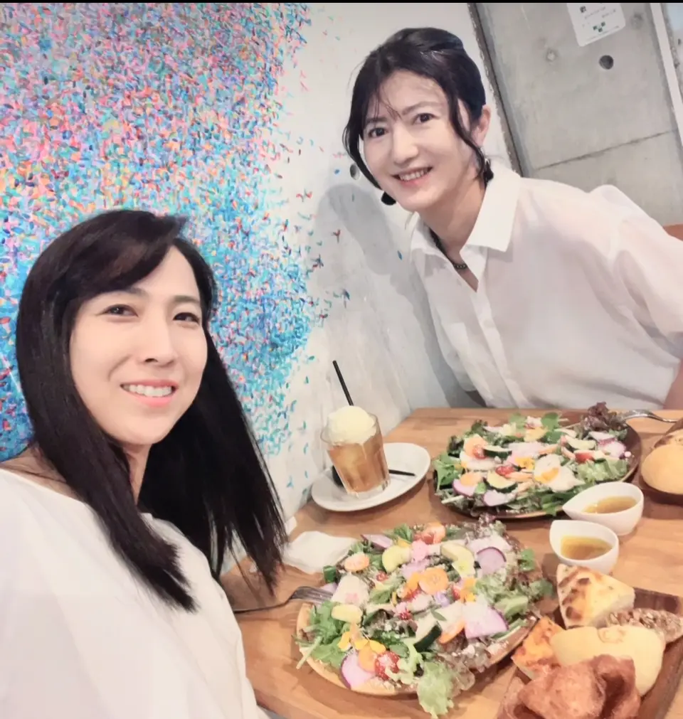 夏のホワイトコーデで高輪brunch_1_3