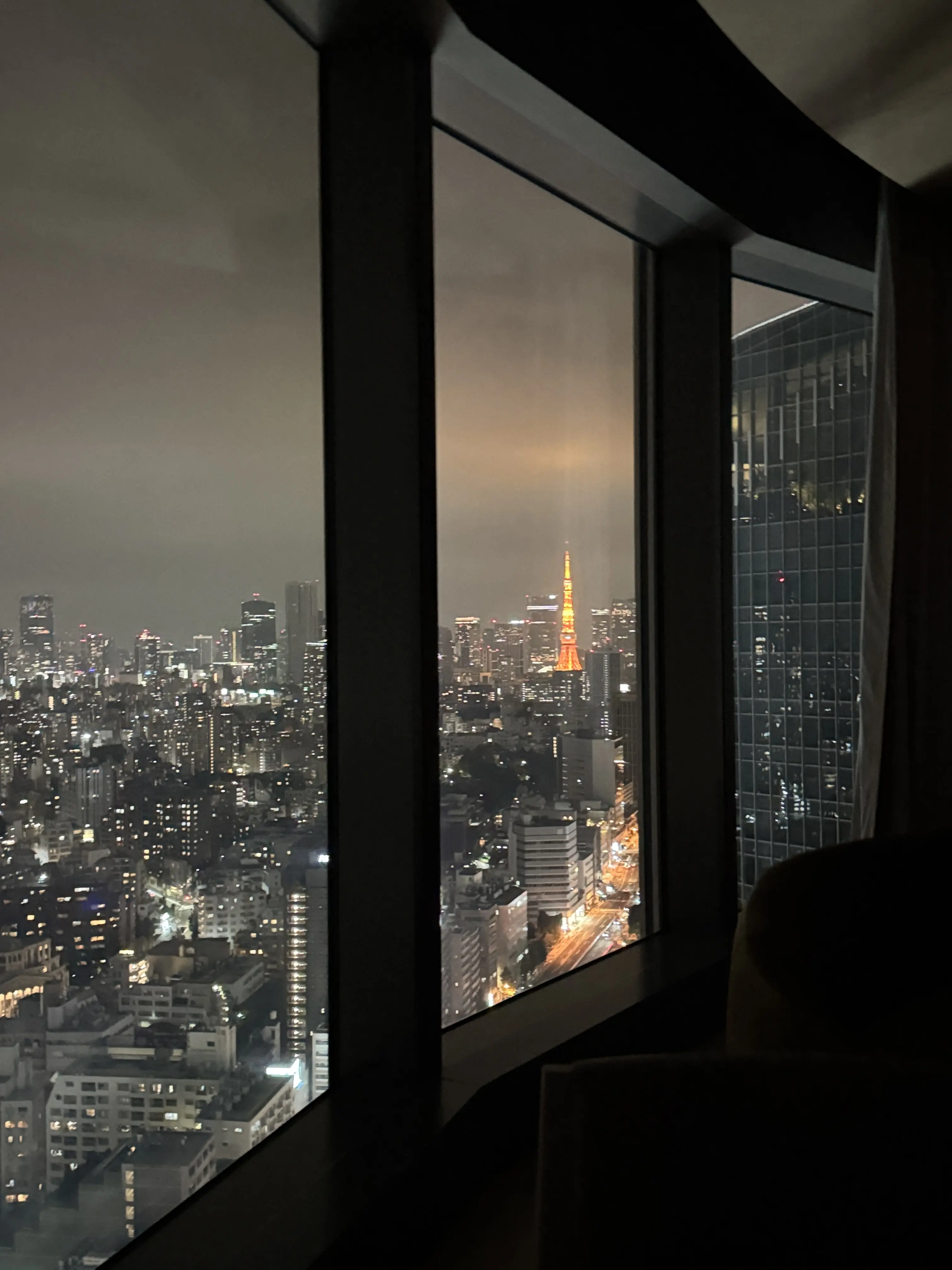 一枚で”華リュクス”なブラウスでホテルステイ✨_1_11-1