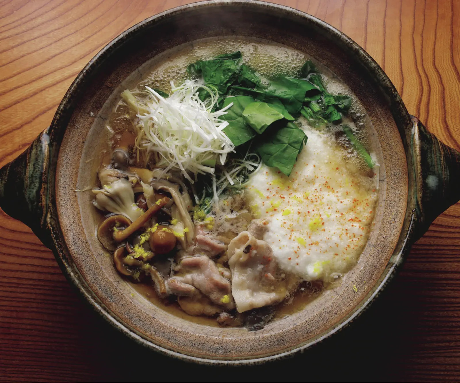 ごちそう鍋　イベリコ豚ときのこのとろろ鍋