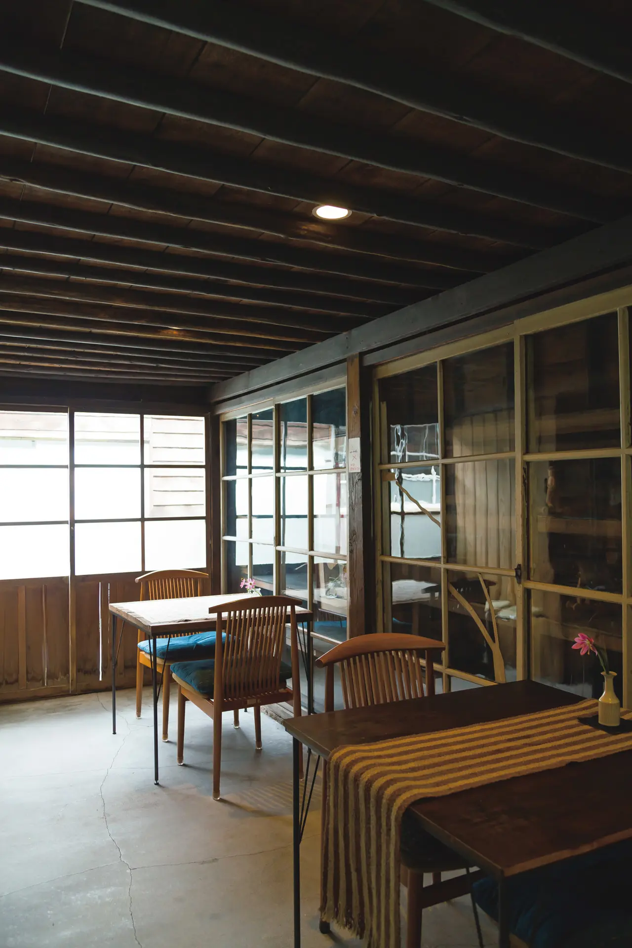奈良散策途中に立ち寄りたい、大正期の趣漂う喫茶室 工場跡事務室_1_2
