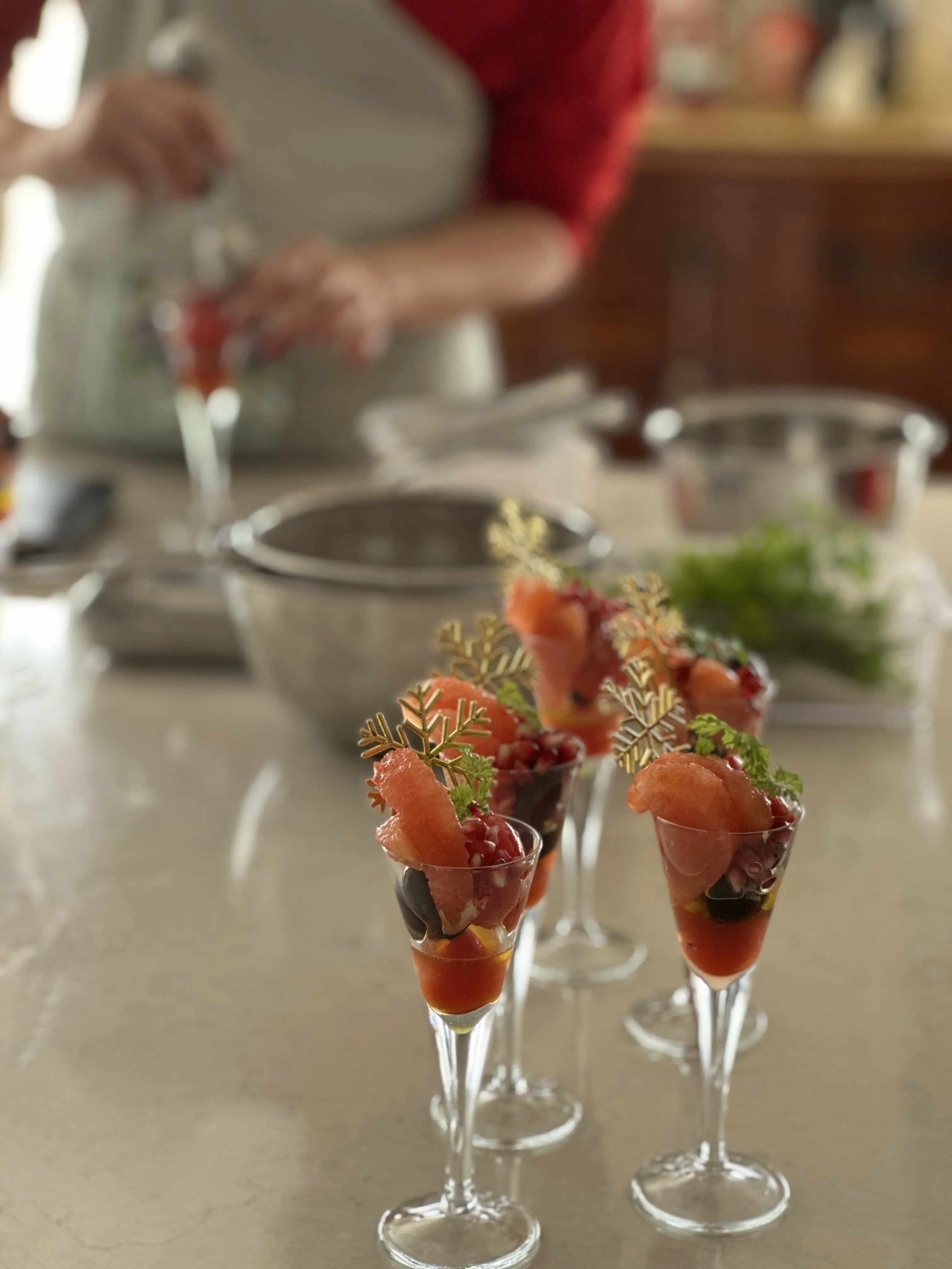 クリスマスカラーとしてZARAの赤トップス❤️を取り入れ、華やか気分で「パテ・ド・カンパーニュ」レッスンへ！_1_4-2