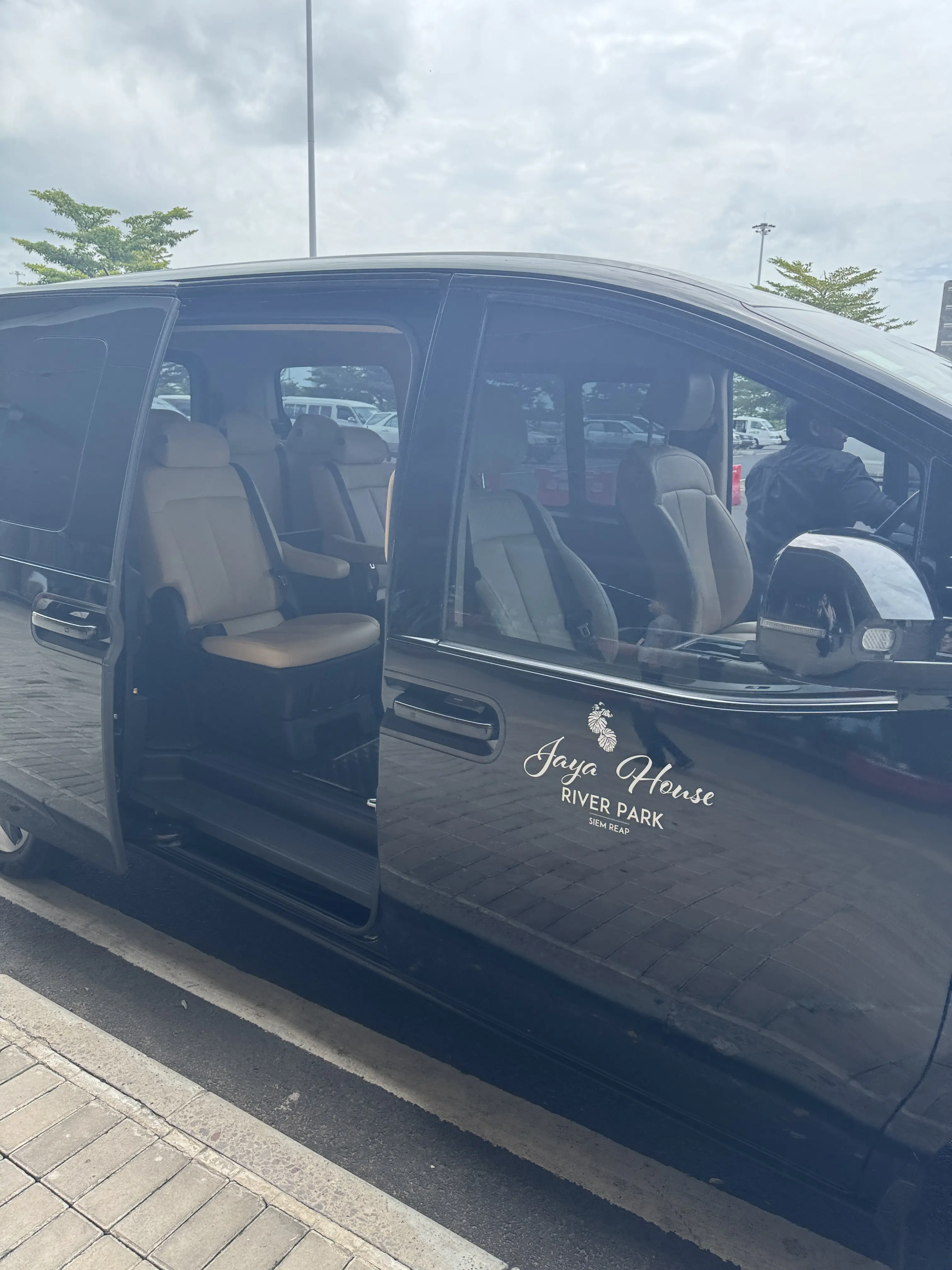 夏旅 to CAMBODIA🇰🇭前編_1_8-1
