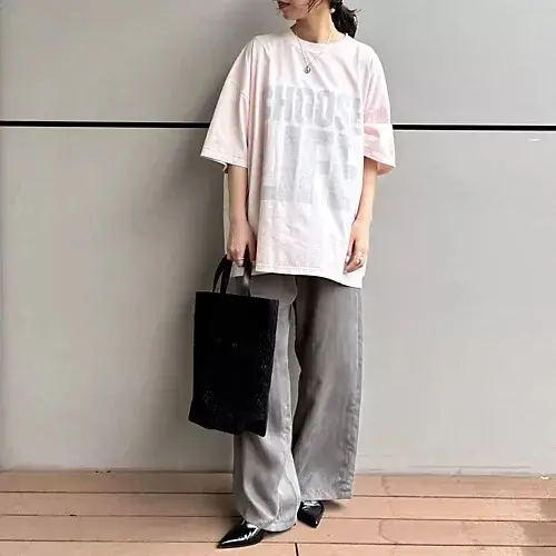 【50代 Tシャツ】気温28度、50代に似合うTシャツ10コーデ_1_2