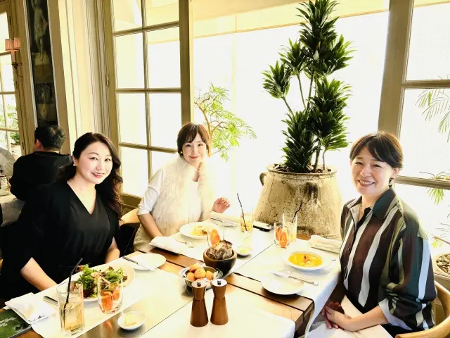 ソワレ・ドゥ・エクラへ向かう、特別な一日のはじまり_1_8