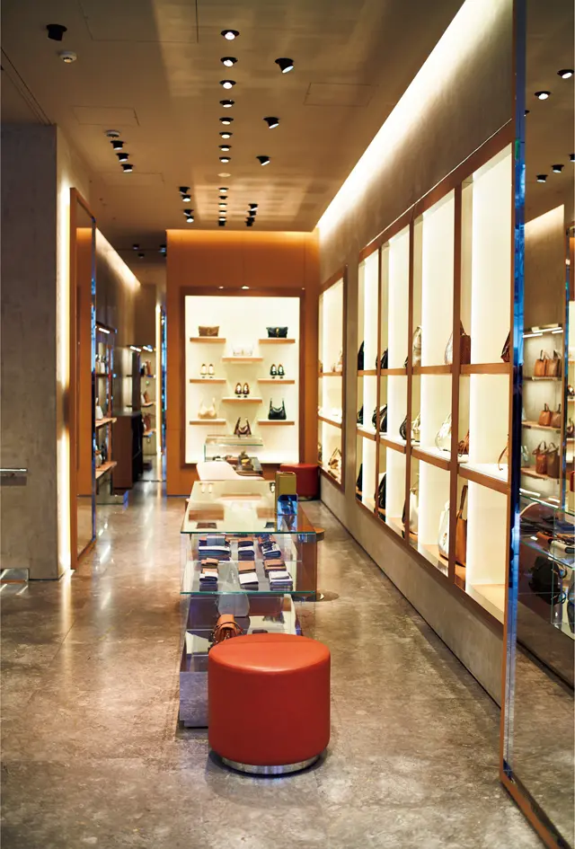 TOD’S GINZA トッズ 銀座-1