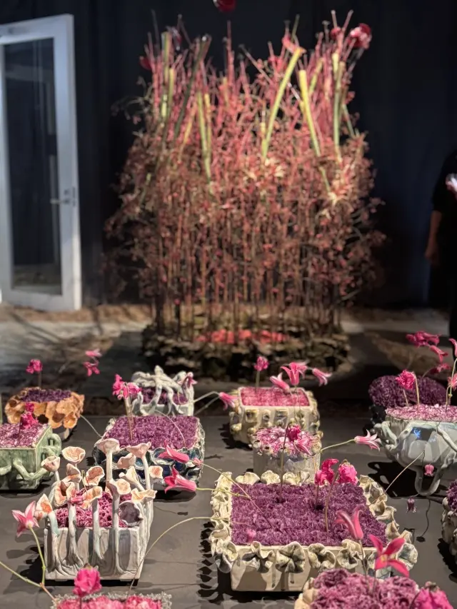 【スペシャルラッキーDay】お花に囲まれまさかのサイン会!_1_16