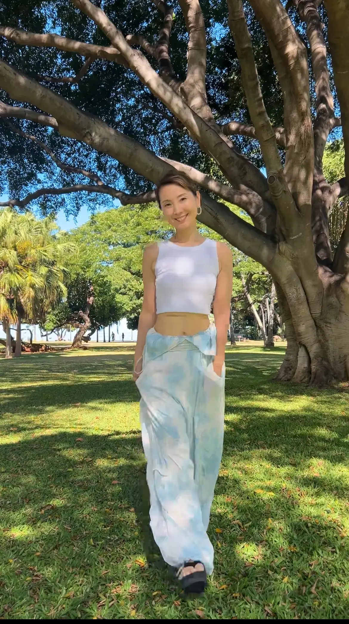 残暑を楽しむショートパンツ×長袖シャツで大人の遊び心style_1_8