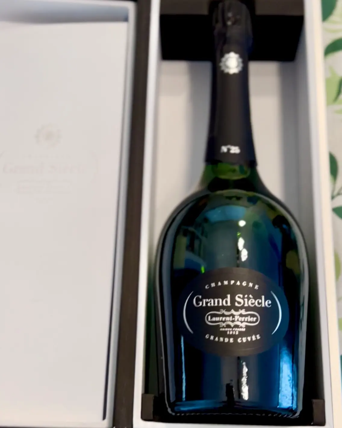 ローランペリエ、ボトル1本のお土産