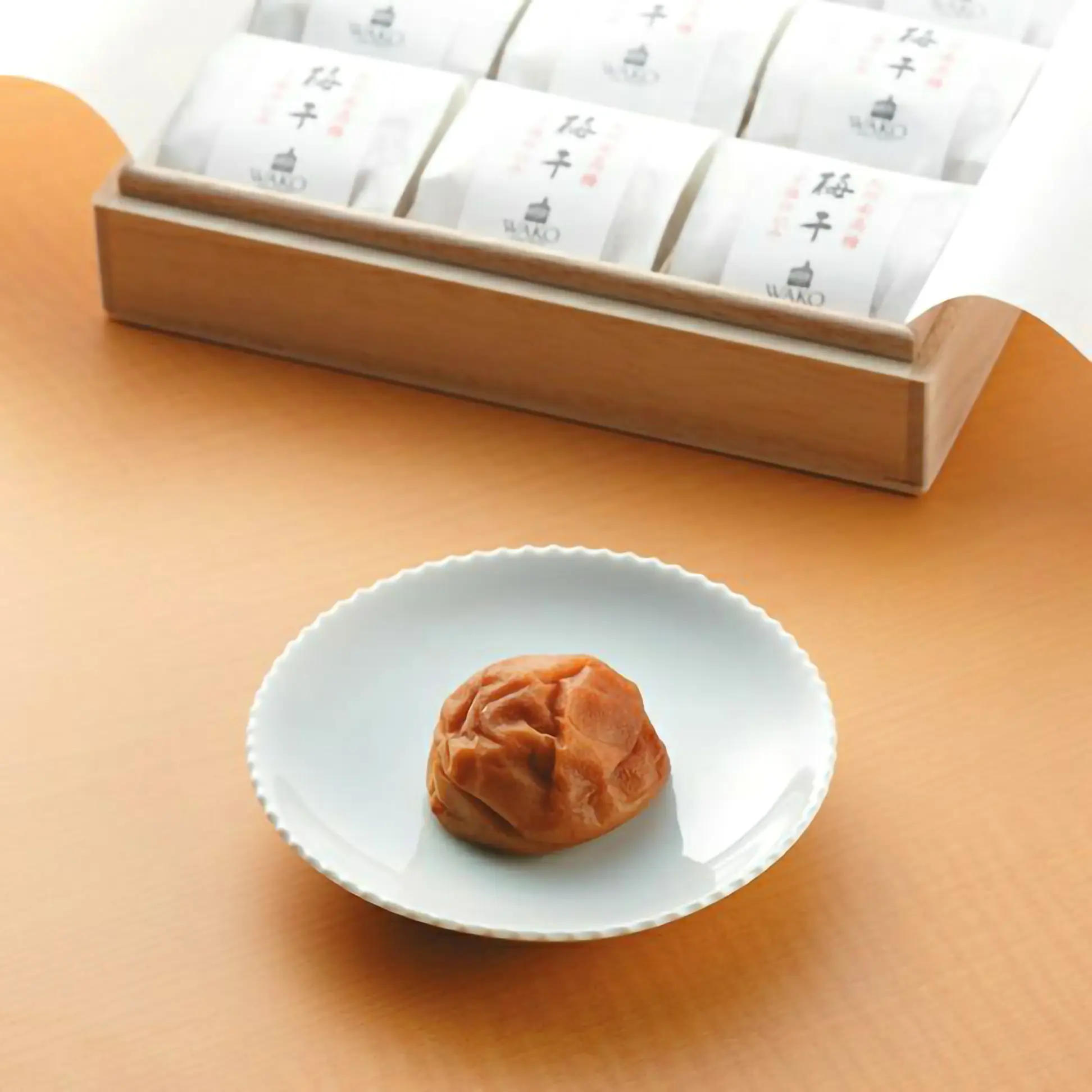 銀座 手土産 『和光』の「梅干(個装12個」