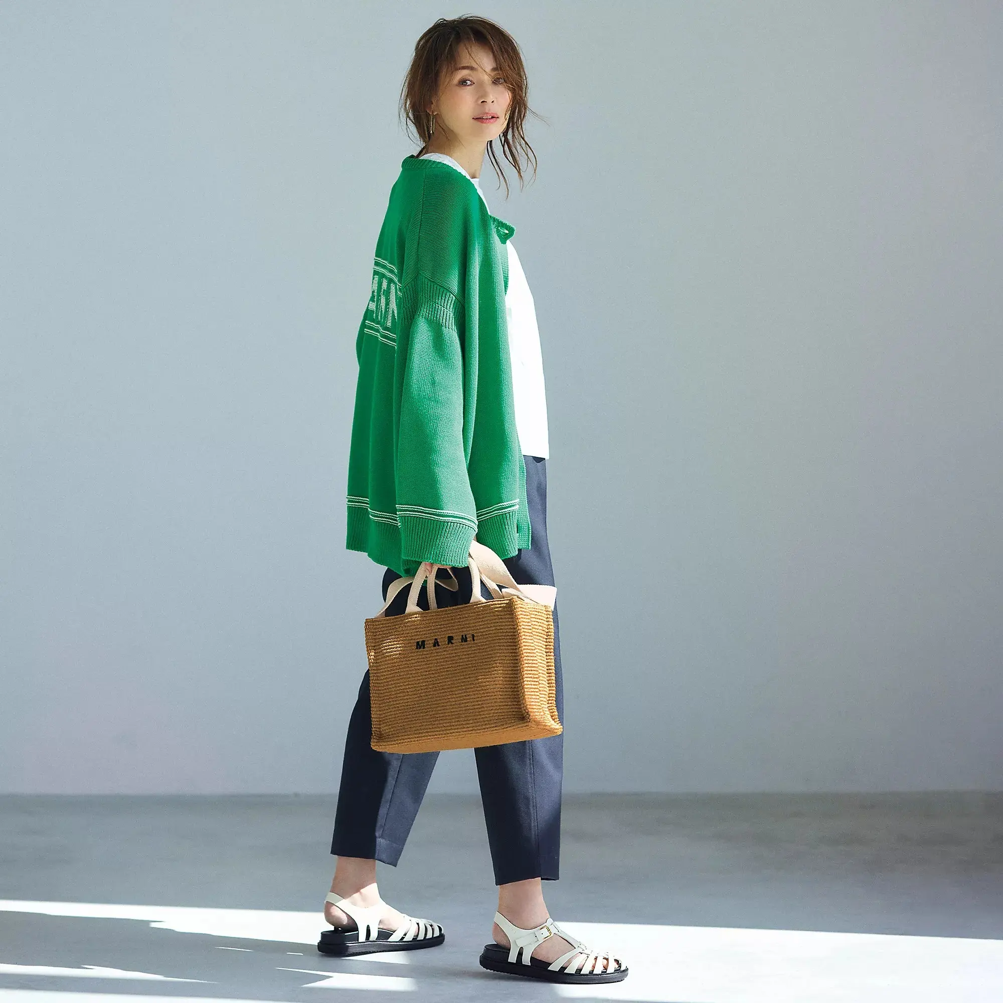 着こなしの要となる2大定番小物、「MARNI」のバスケット